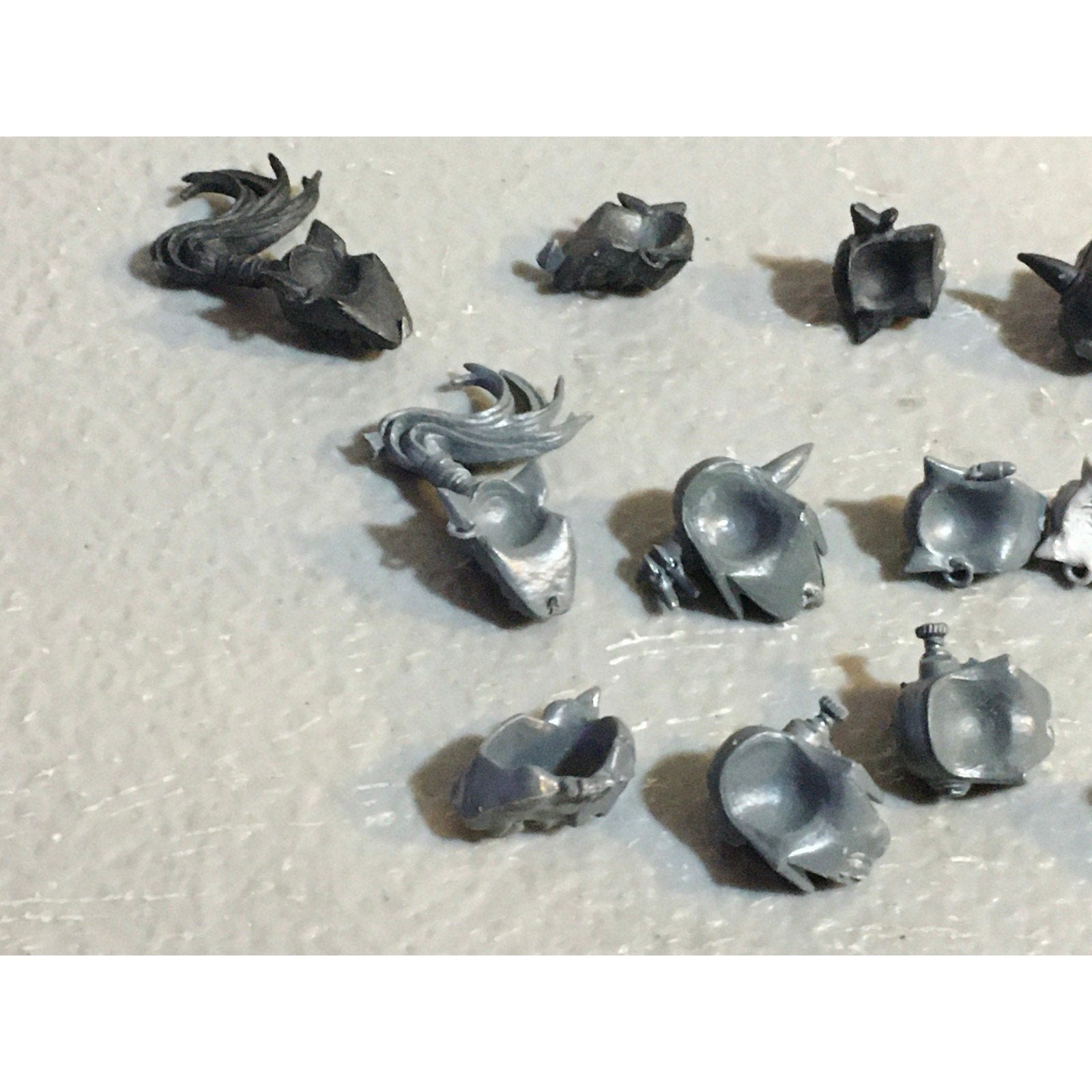 A33559 WARHAMMER 40K SPACE ORKS BITS LOT HEADS GW GAMES WORKSHOP