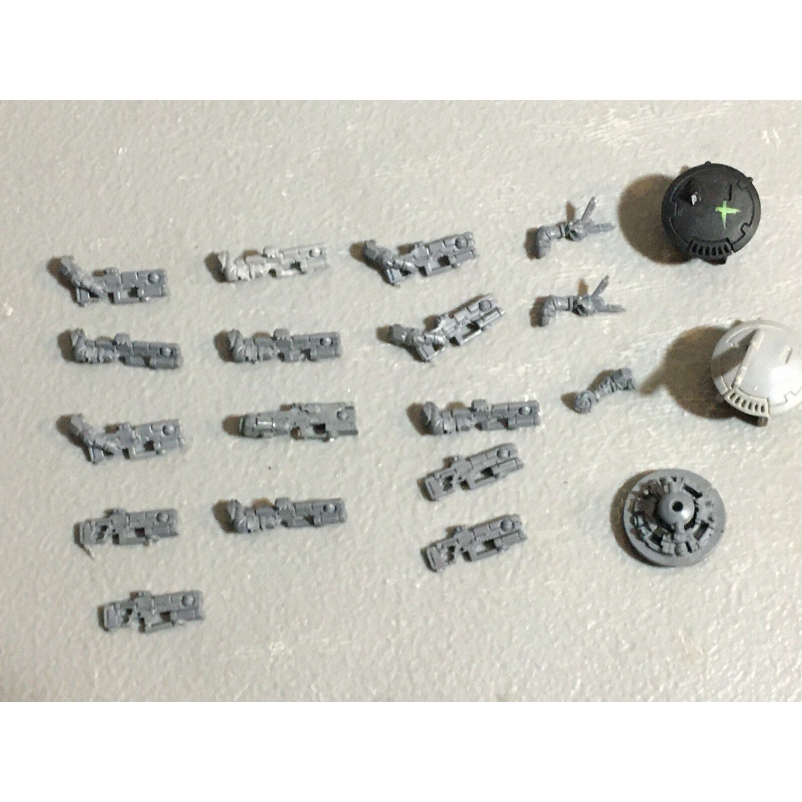 A23029 WARHAMMER 40K TAU EMPIRE BITS LOT FIRE WARRIORS GUNS DRONES GW