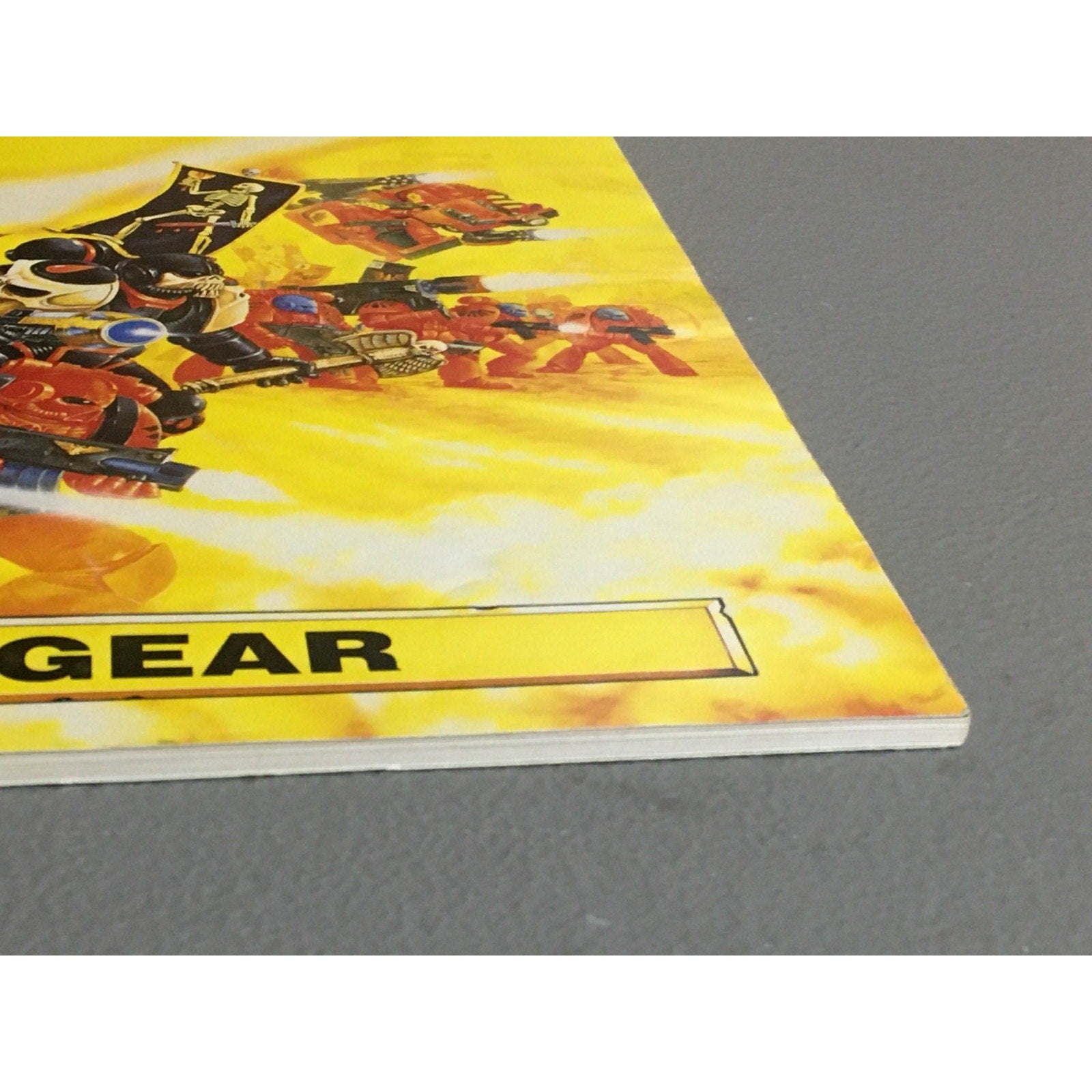 BOOK GAMES WORKSHOP WARHAMMER 40K 1993 WARGEAR 2ND ED SUPPLEMENT SB USED