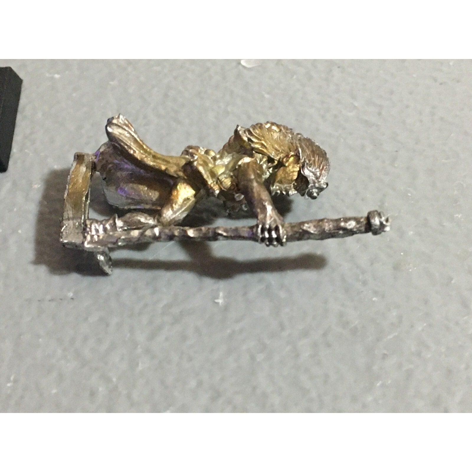 A22128 WARHAMMER FANTASY DARK ELVES METAL SORCERER OOP MISS STAFF TOP & HAND GW