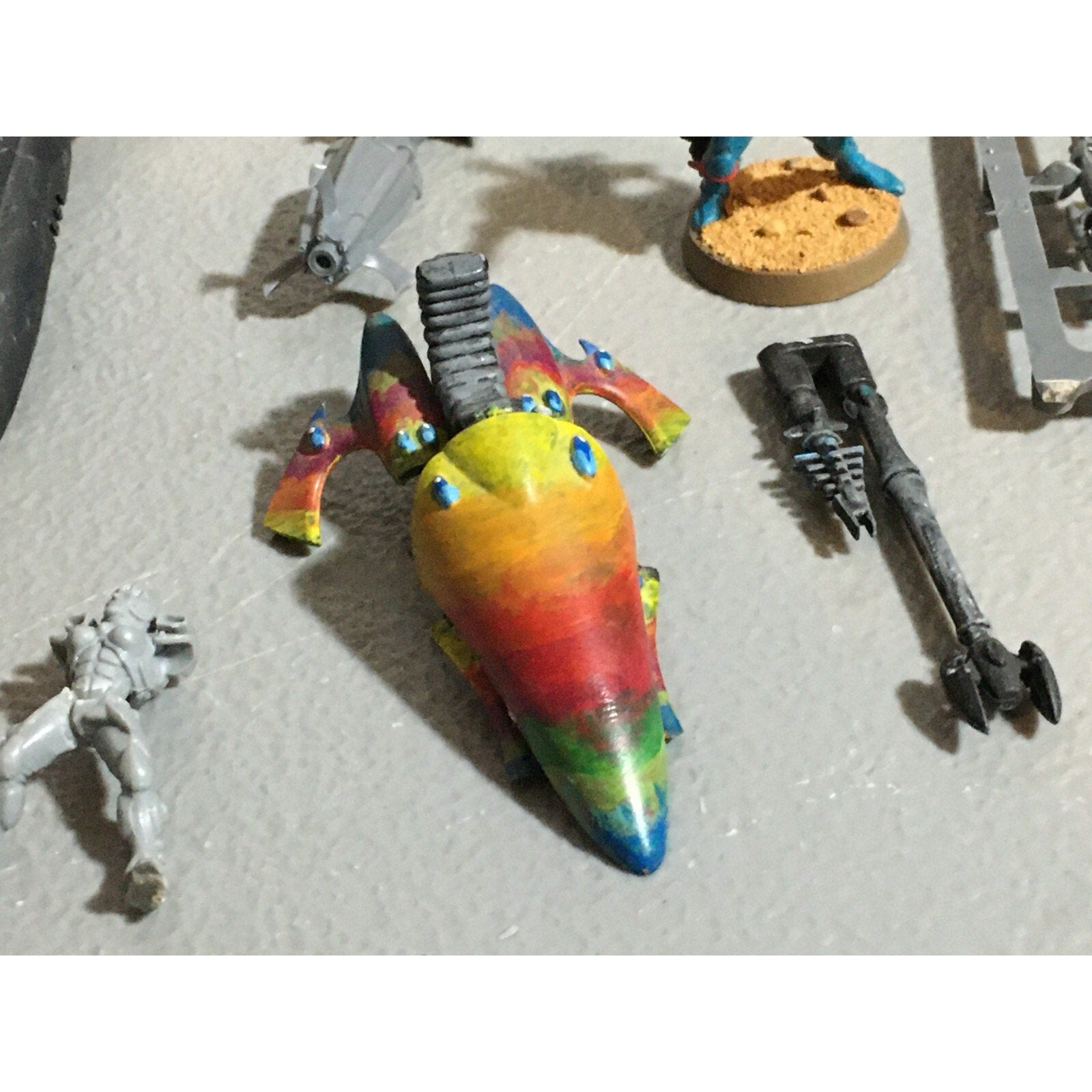 A21044 WARHAMMER 40K ELDAR CRAFTWORLDS INCOMPLETE LOT VYPER GUARDIAN