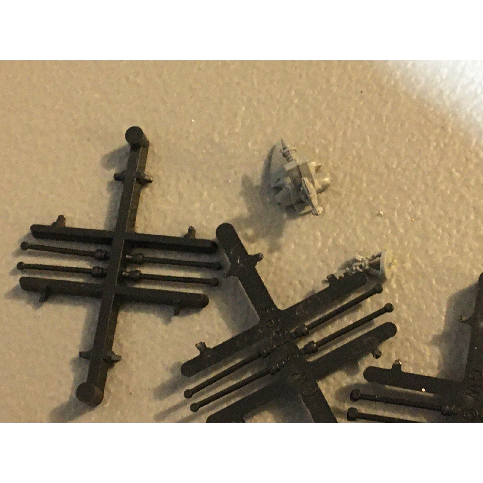 A23527 EPIC 40K BITS LOT INCOMPLETE SOME METAL WARMASTER W MOVEMENT STICKS