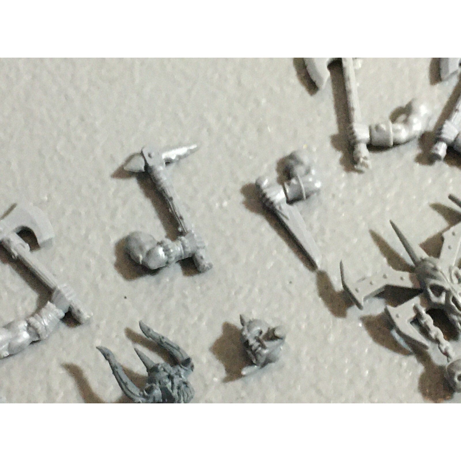 A22179 WARHAMMER FANTASY CHAOS MORTALS BITS LOT MIXED MARAUDER COMMAND & ARMS GW