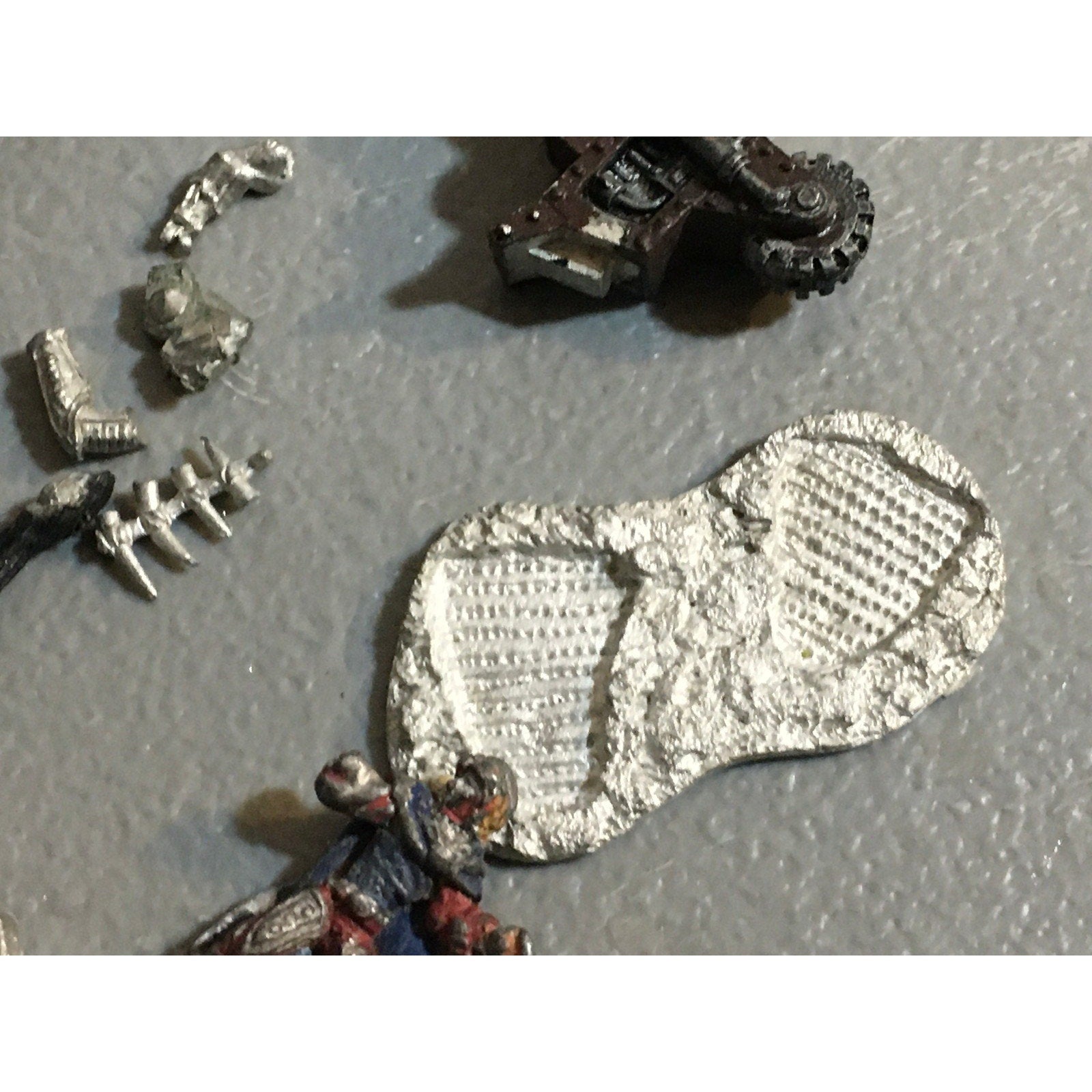A32553 UNKNOWN MINIATURES ALL METAL BITS LOT FANTASY SCI-FI MIXED