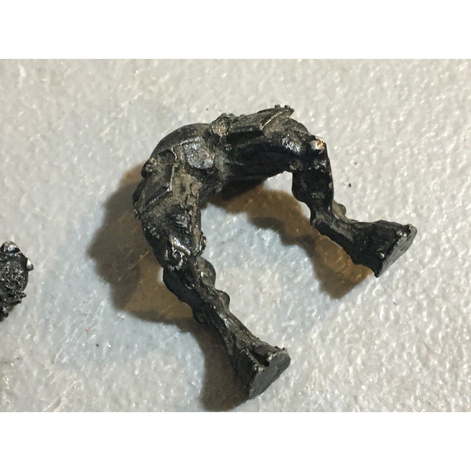 A29244 WARHAMMER 40K CHAOS DAEMONS METAL 6TH EDITION LEGS & AXE BLOODTHIRSTER