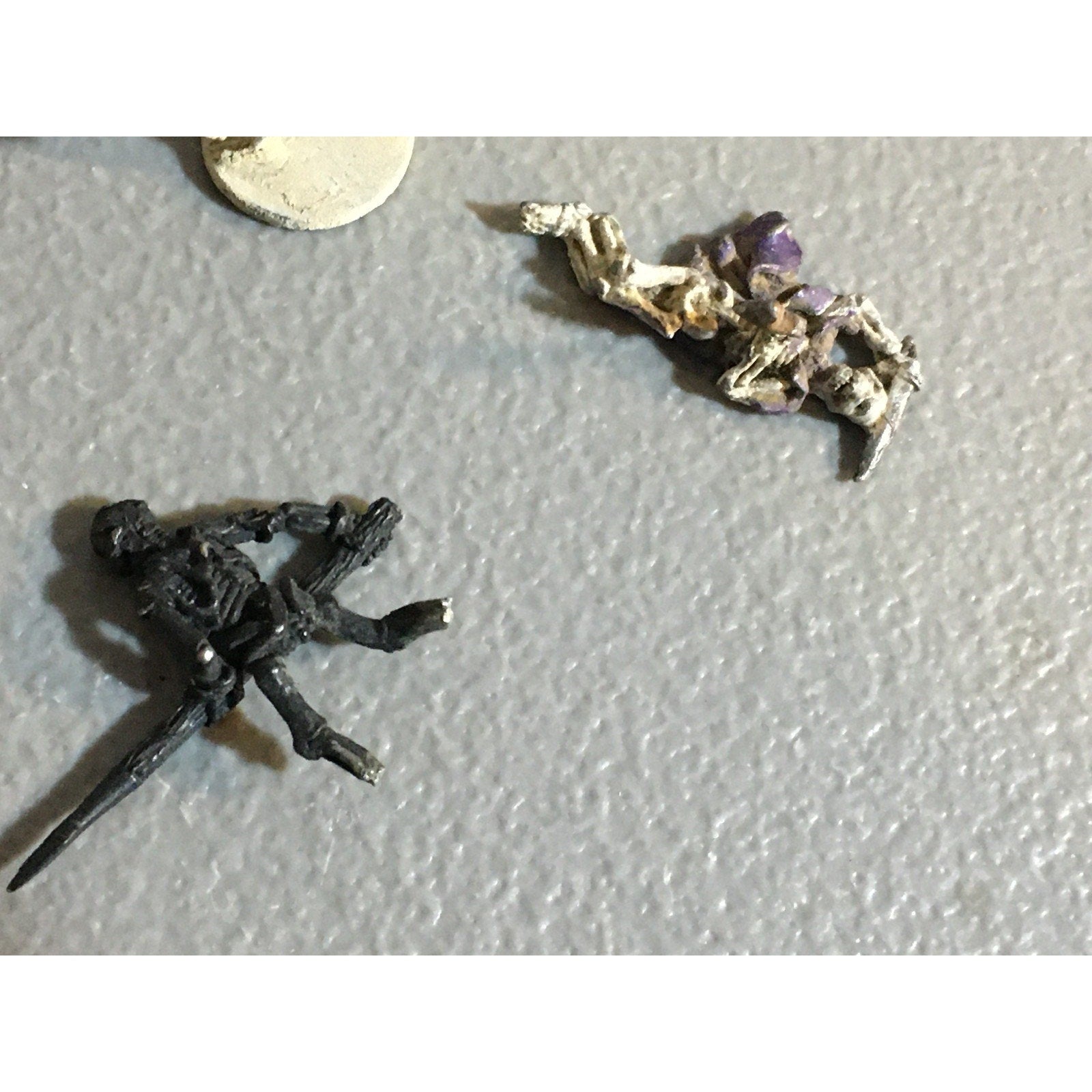 A32526 UNKNOWN METAL MINIATURES SKELETON LOT 6 PK WARRIOR CASUALTY