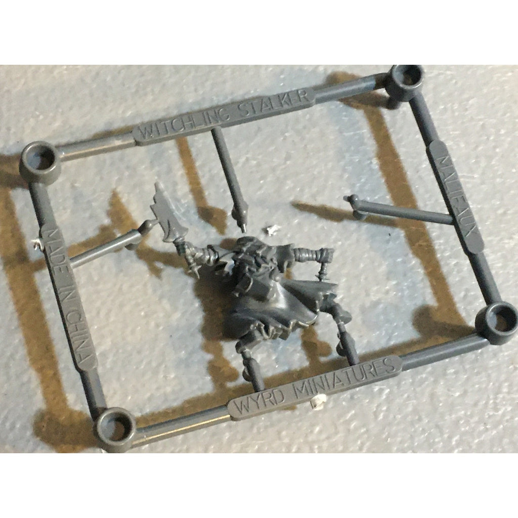 A32552 UNKNOWN MINIATURES PLASTIC WARRIOR SOLDIER BARBARIAN