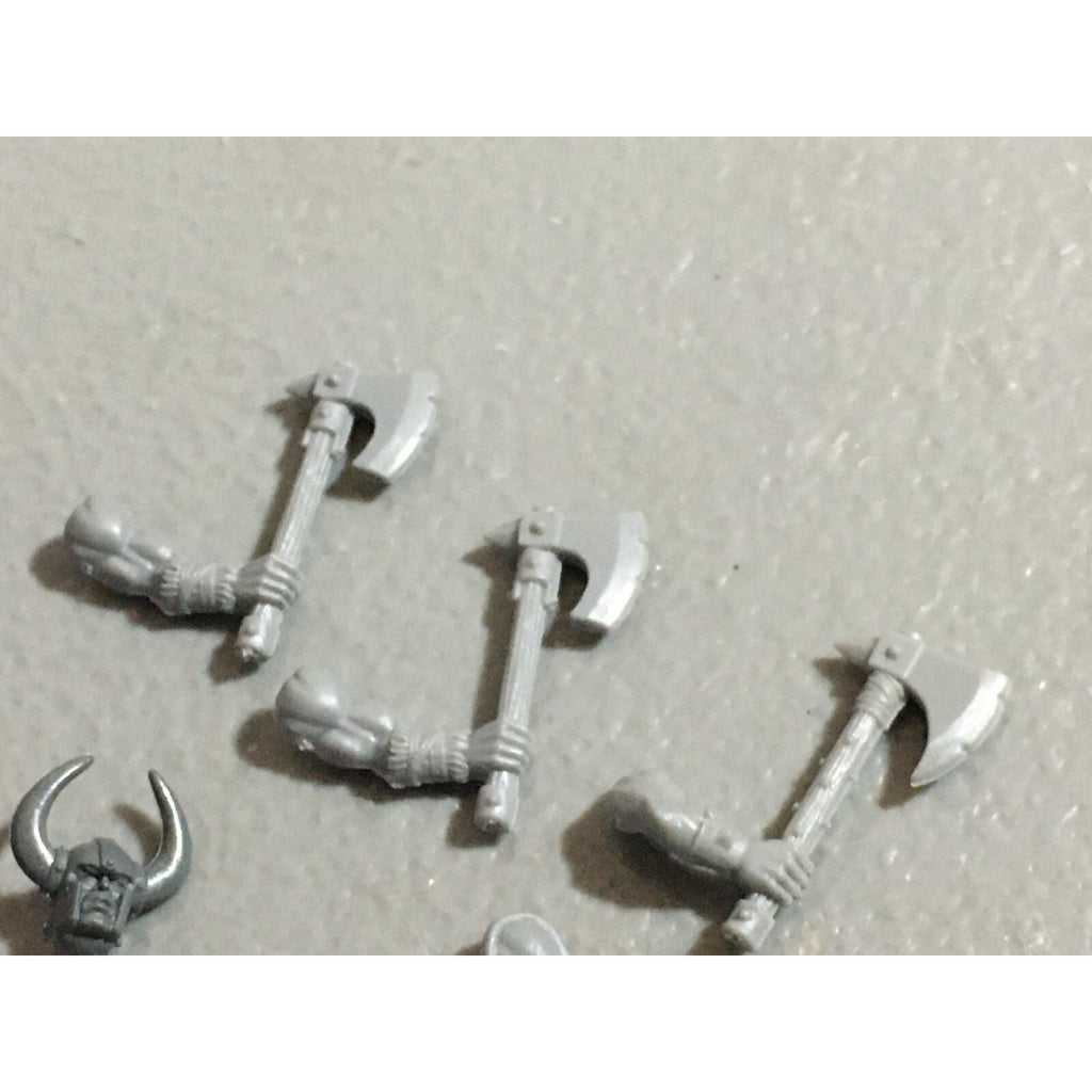 A22184 WARHAMMER FANTASY CHAOS MORTALS BITS LOT MIXED MARAUDER COMMAND & ARMS GW