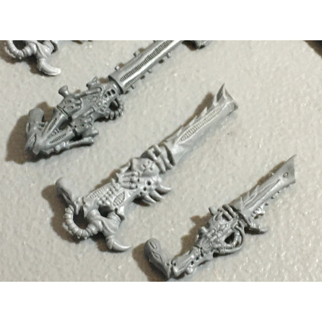 A22313 WARHAMMER 40K TYRANIDS BITS LOT MIXED GAMES WORKSHOP GW
