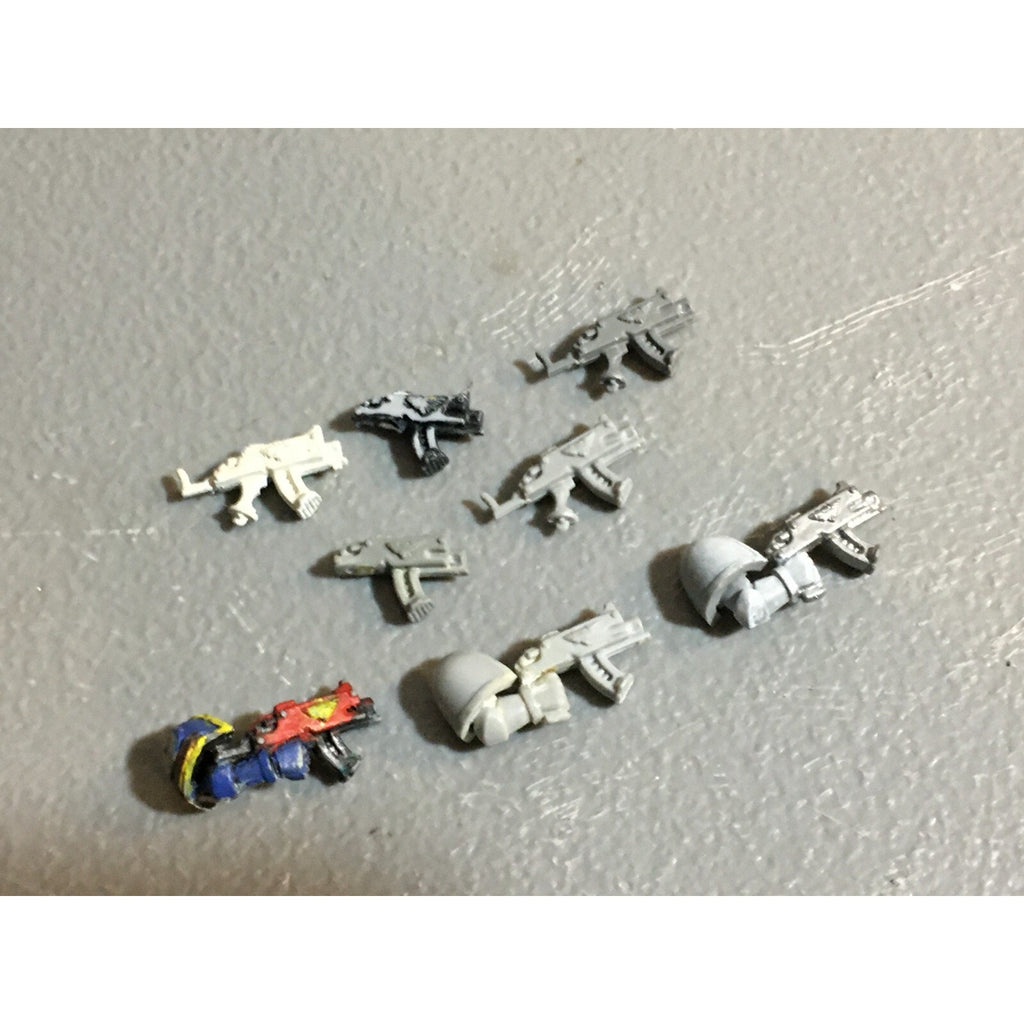 A23141 WARHAMMER 40K SPACE MARINES ROGUE TRADER BITS LOT BOLTERS GW