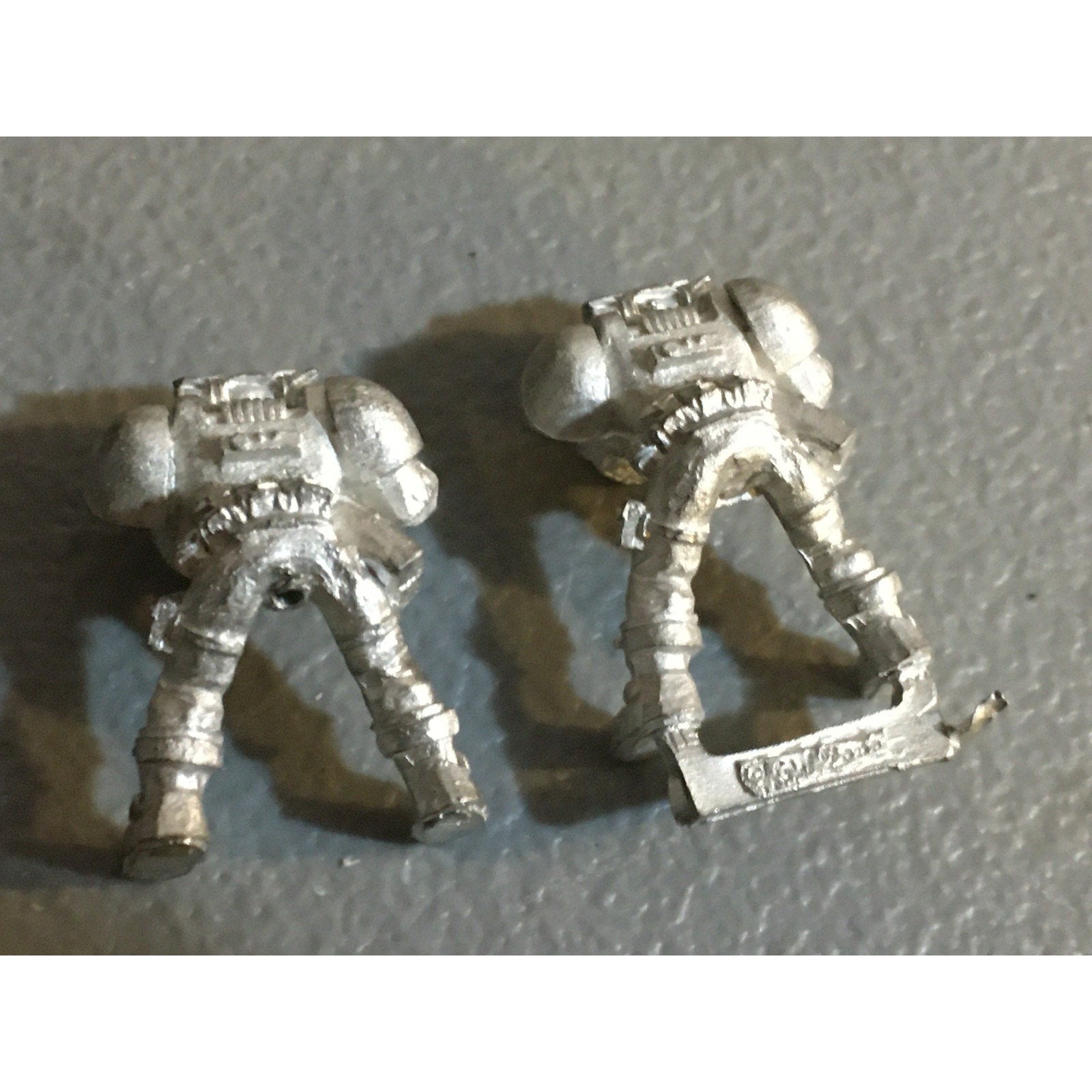 A33831 WARHAMMER 40K SPACE MARINES METAL SCOUT BIKE RIDER BODY ONLY 2 PK GW