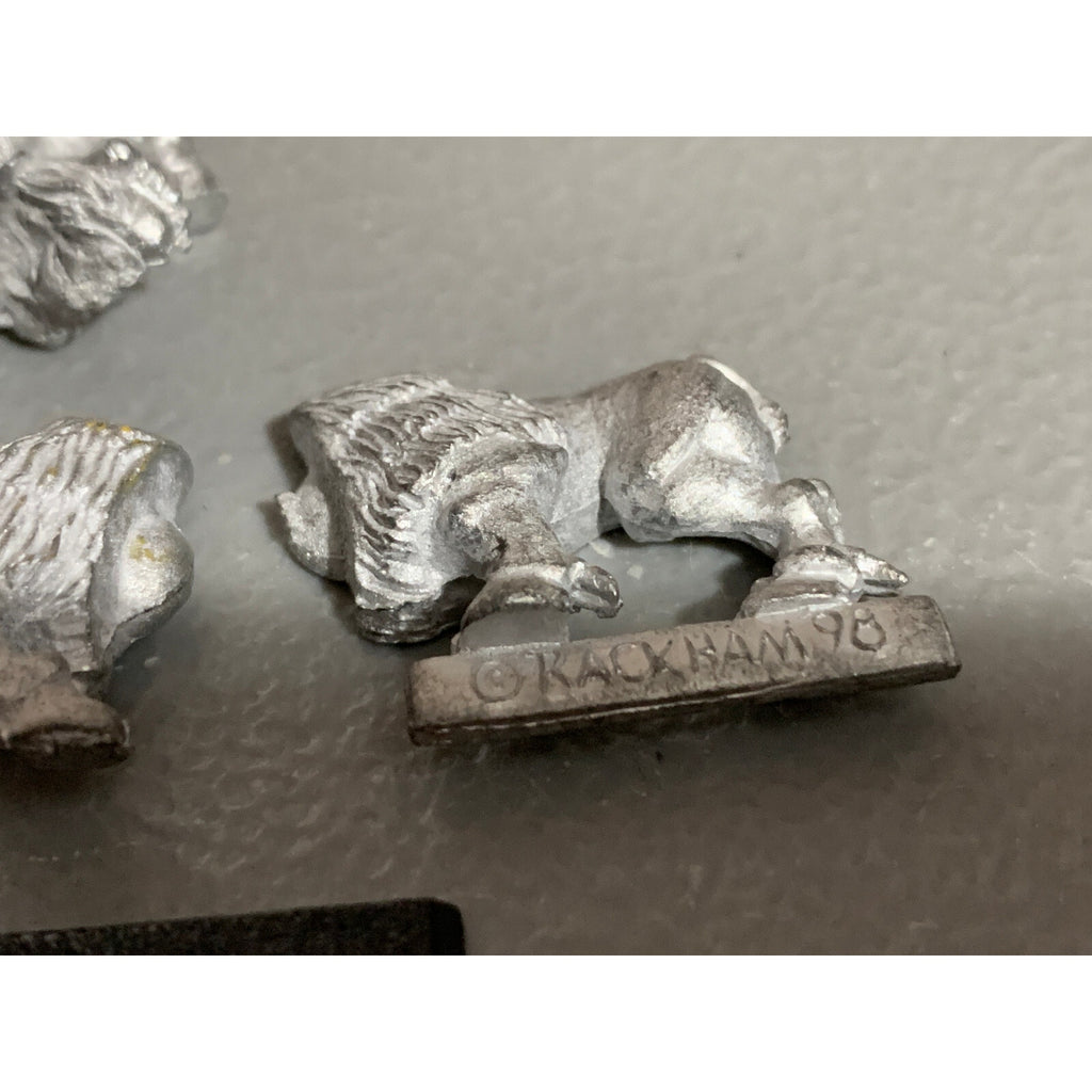 A10474 RACKHAM CONFRONTATION METAL OOP BOOR ON RAZORBACK DWARF