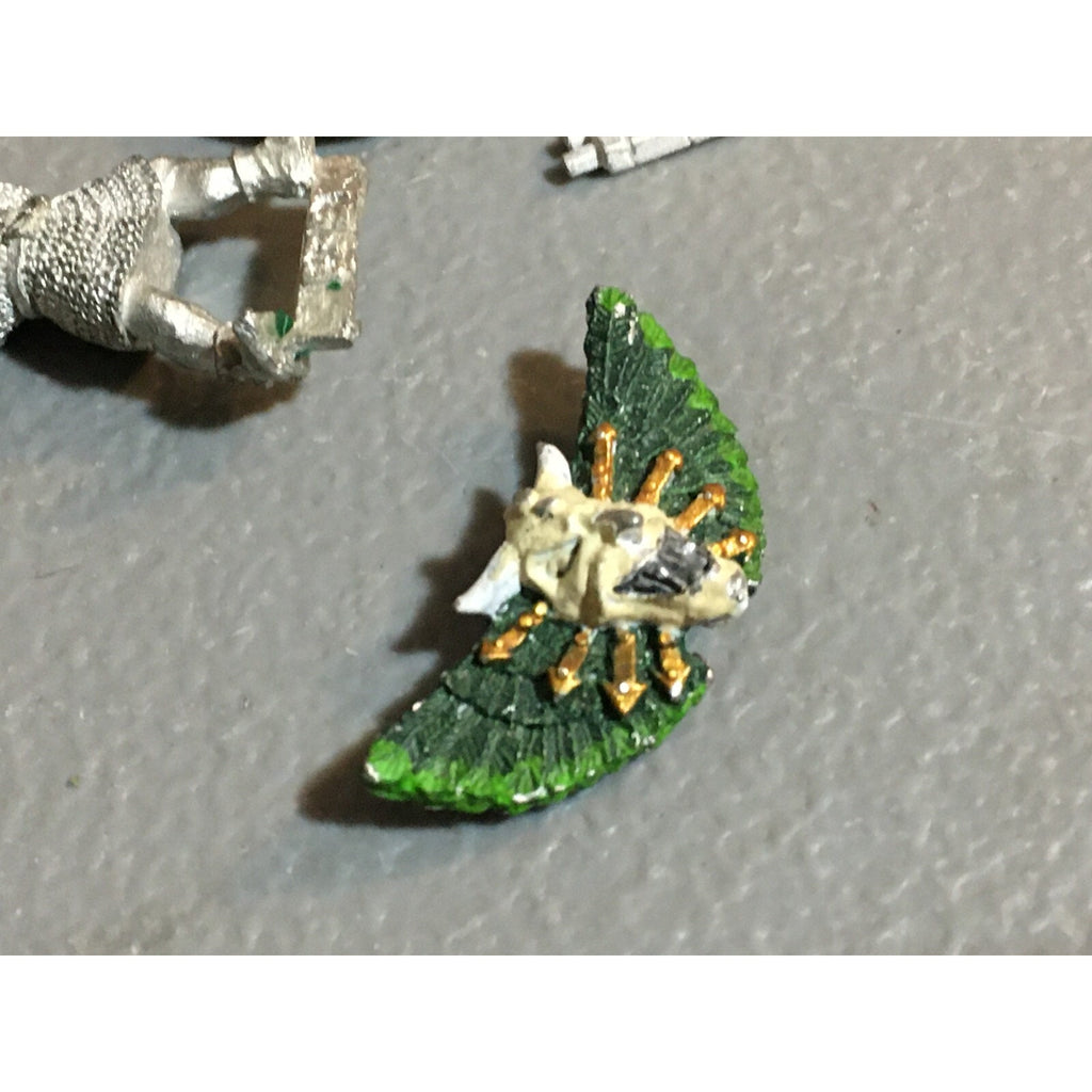 A23523 WARHAMMER FANTASY 40K BITS LOT INCOMPLETE STANDARD RIDER BANNER ELVES