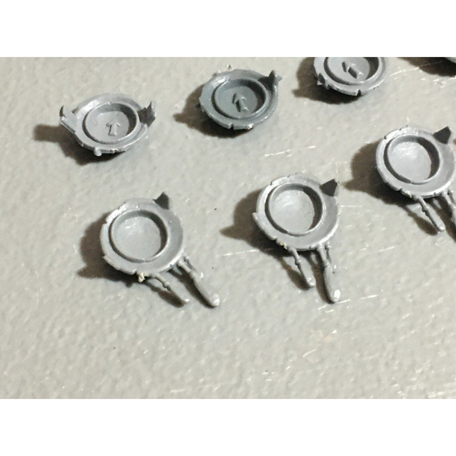 A22583 WARHAMMER FANTASY OGRE KINGDOMS BITS LOT GUT PLATES GAMES WORKSHOP GW