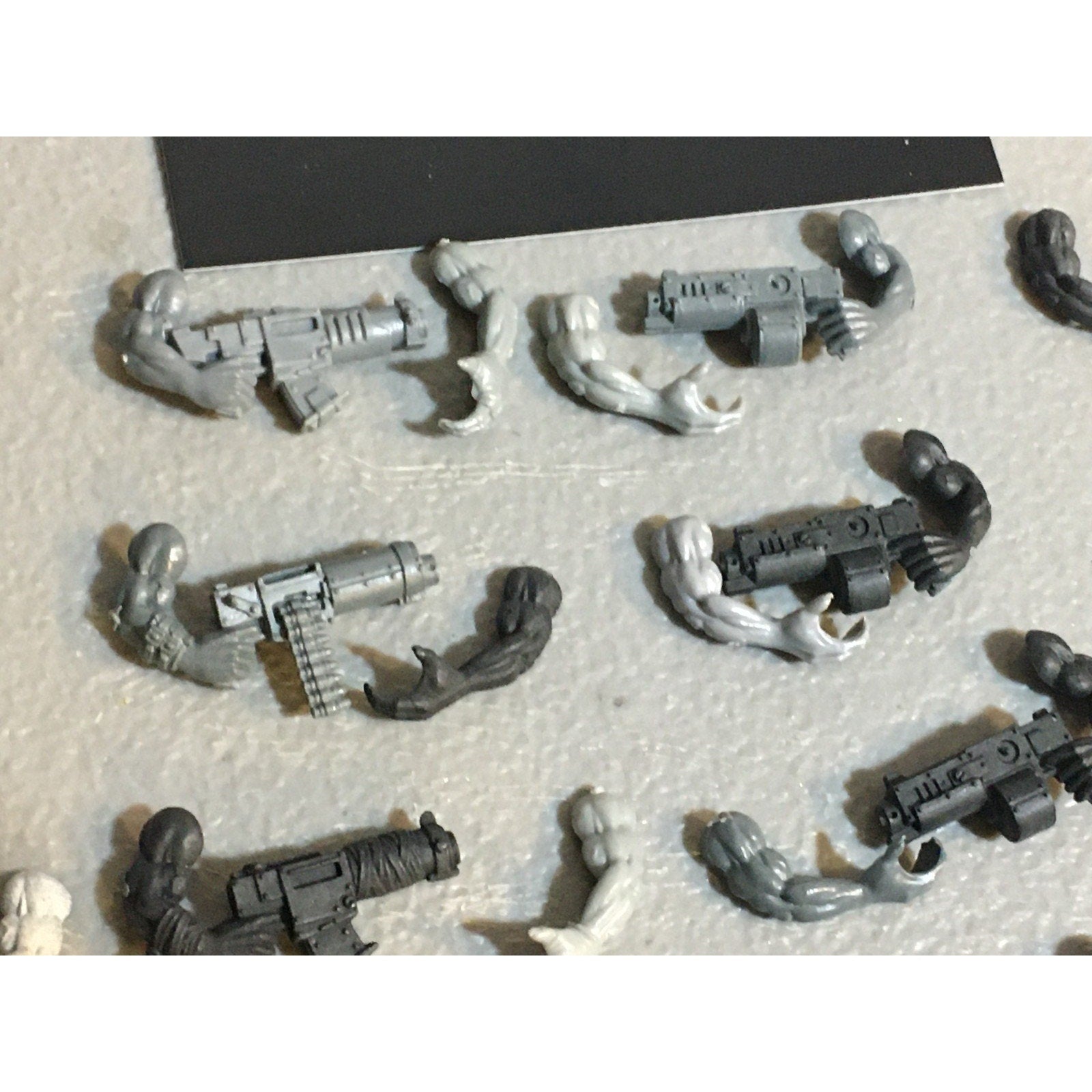 A33564 WARHAMMER 40K SPACE ORKS BITS LOT ARMS SHOOTA GW GAMES WORKSHOP