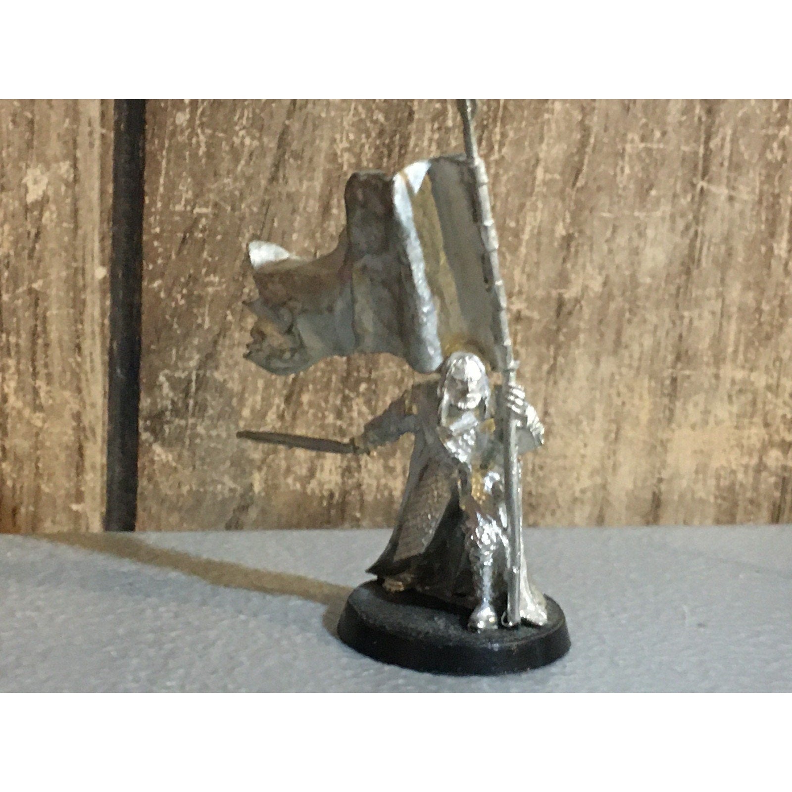 A30092 LOTR LORD OF THE RINGS GAMES WORKSHOP METAL ROHAN GAMLING BANNER GUARD