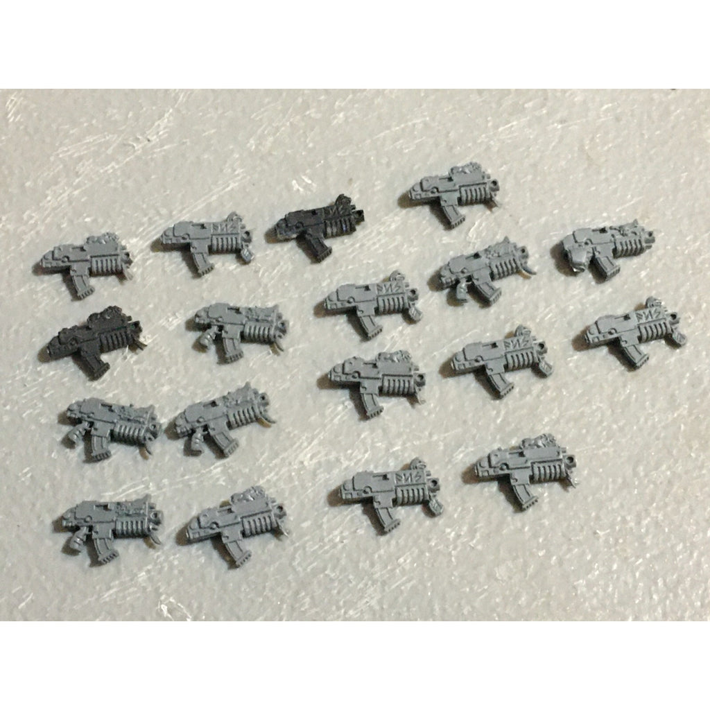 A22991 WARHAMMER 40K SPACE MARINES WOLVES BITS LOT BOLTERS GW