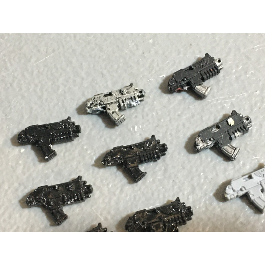 A22984 WARHAMMER 40K SPACE MARINES BITS LOT BOLTERS ARMS GW GAMES WORKSHOP