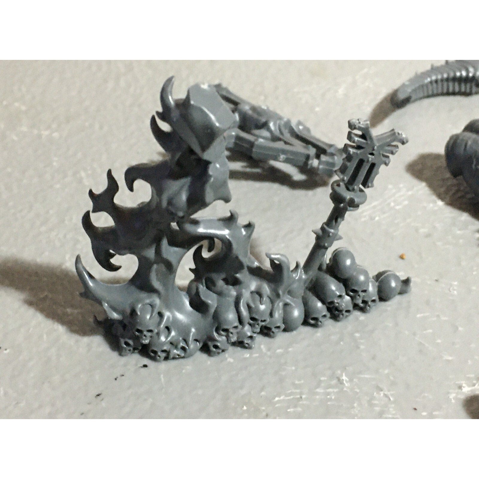 A22208 WARHAMMER FANTASY CHAOS MORTALS BITS LOT MUTATIONS GAMES WORKSHOP