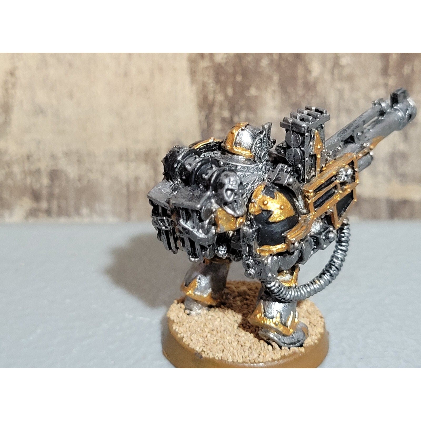 A18002 WARHAMMER 40K CHAOS SPACE MARINES METAL HAVOC PAINTED BASED AUTOCANNON