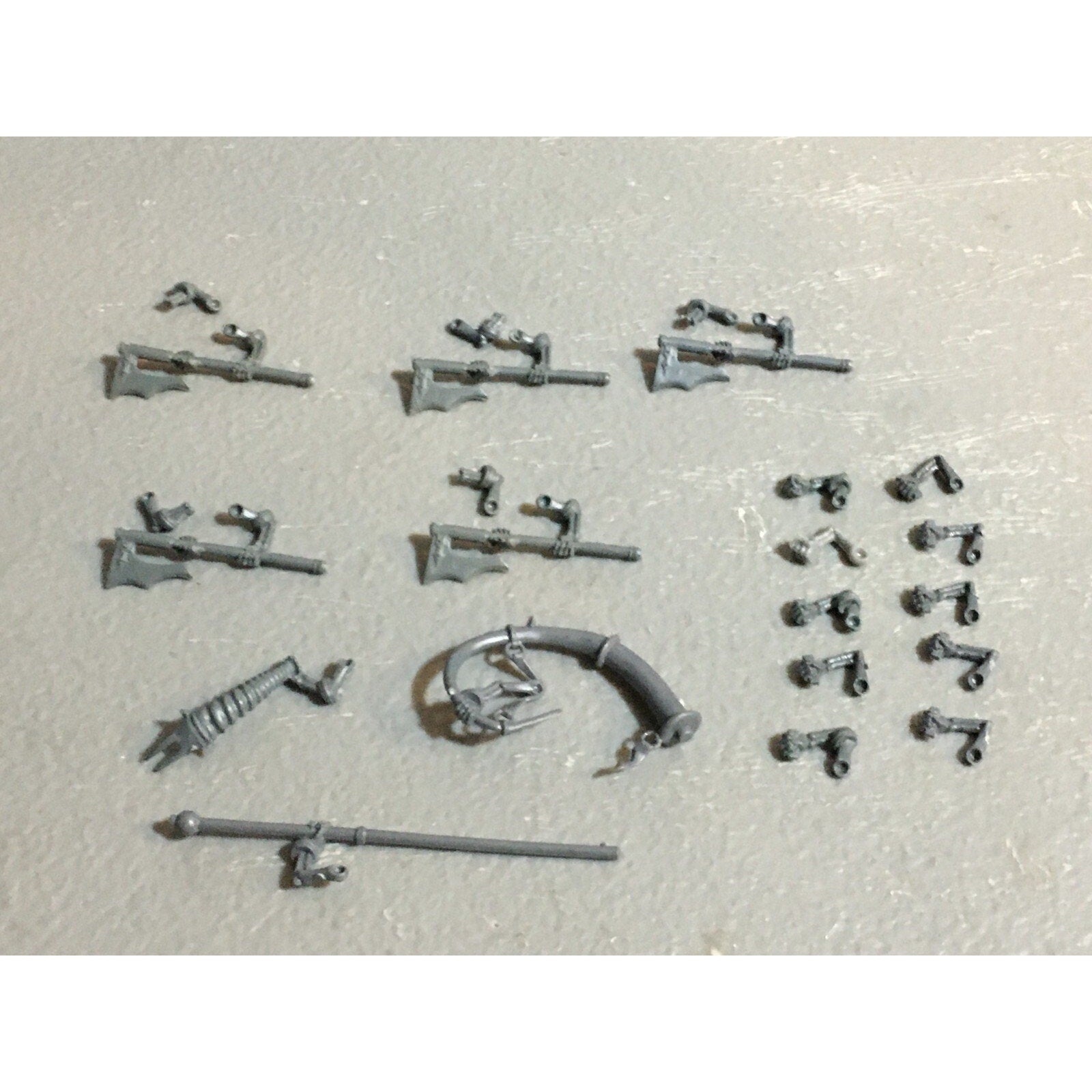 A23422 WARHAMMER FANTASY VAMPIRE COUNTS UNDEAD BITS LOT SKELETON WIGHT MIXED GW
