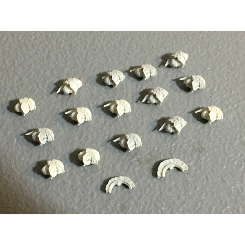 A32539 PUPPETSWAR MINIATURES PLASTIC FANTASY SPARTAN HELMET HEADS BITS PACK LOT