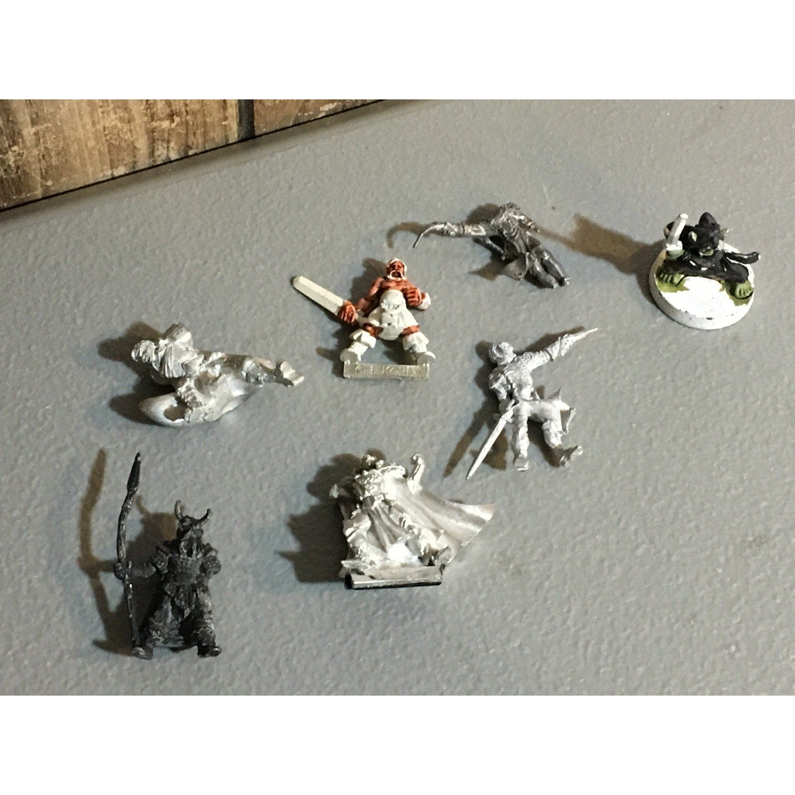 A32529 UNKNOWN METAL MINIATURES INCOMPLETE WARRIOR SOLDIER NINJA