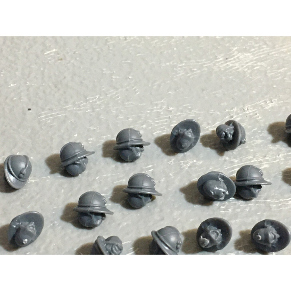 A23032 WARGAMES ATLANTIC HEADS FRENCH ADRIAN HELMET & GASMASK MM BITS LOT MINIS