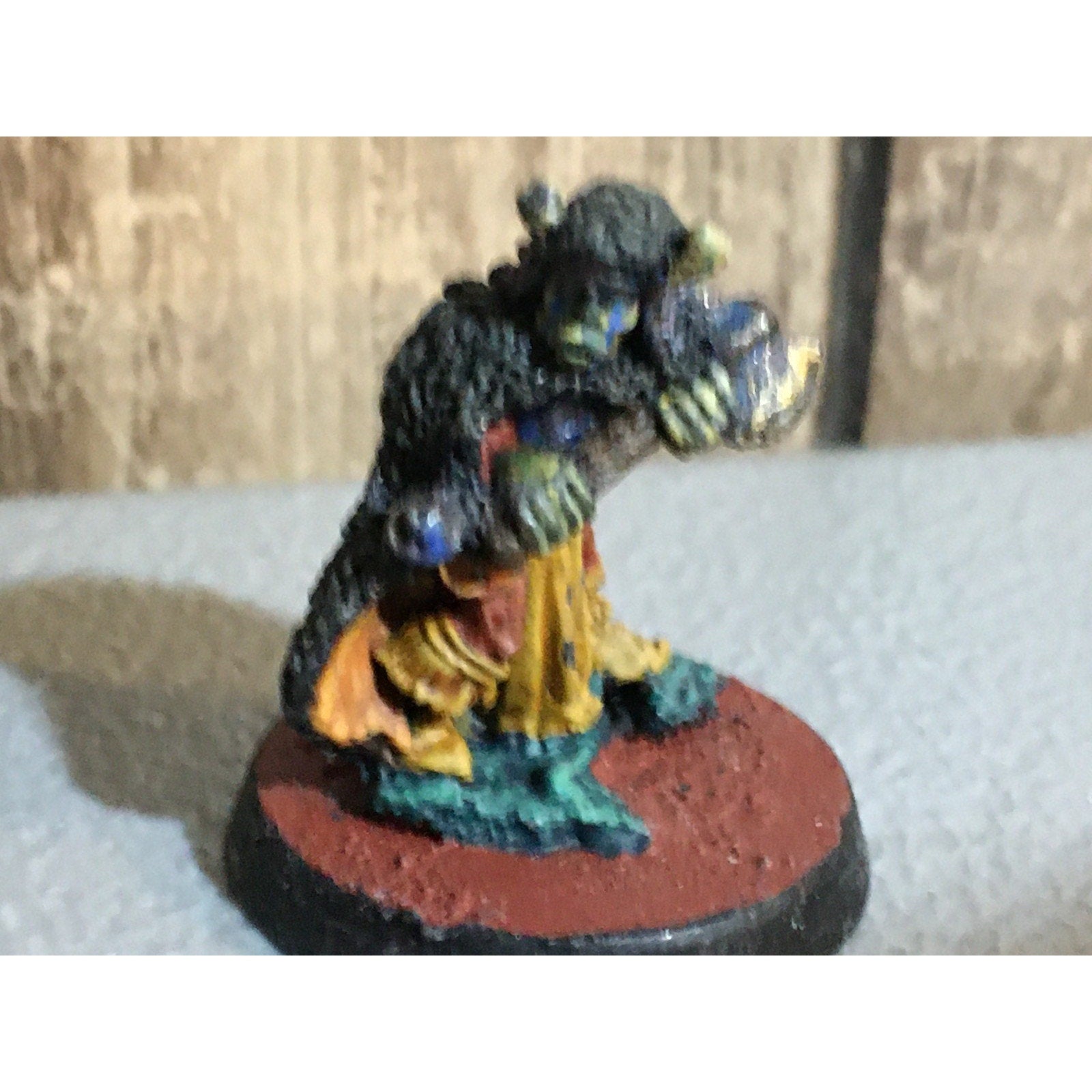 A32470 WARHAMMER FANTASY CITADEL VINTAGE HOBGOBLIN WARRIOR METAL PAINT BASE