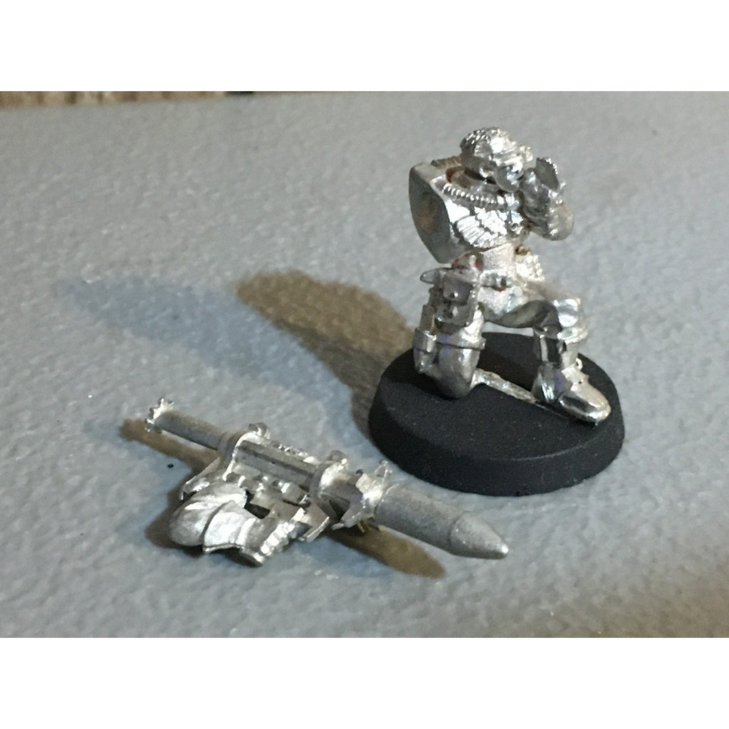 A33822 WARHAMMER 40K SPACE MARINES METAL SCOUT MISSILE LAUNCHER GW