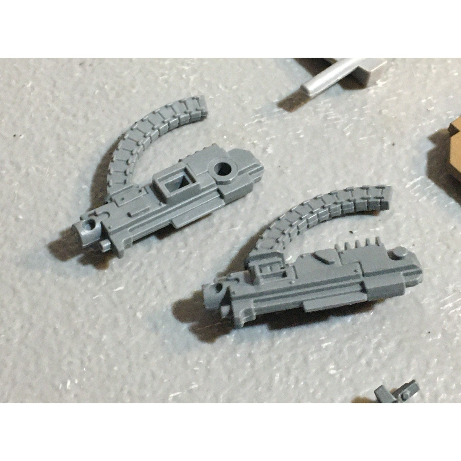 A24519 WARHAMMER 40K SPACE MARINES BITS LOT TANK RHINO RAZORBACK LAND RAIDER