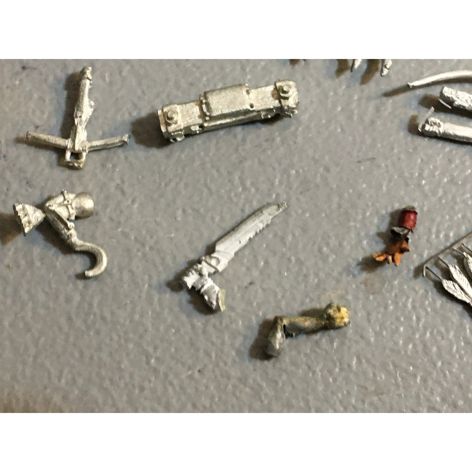 A32540 UNKNOWN MINIATURES ALL METAL BITS & INCOMPLETE LOT FANTASY