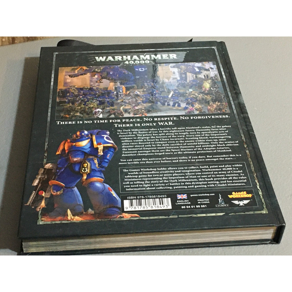 BOOK GAMES WORKSHOP WARHAMMER 40K GRIM DARKNESS RULEBOOK 8TH ED HB USED