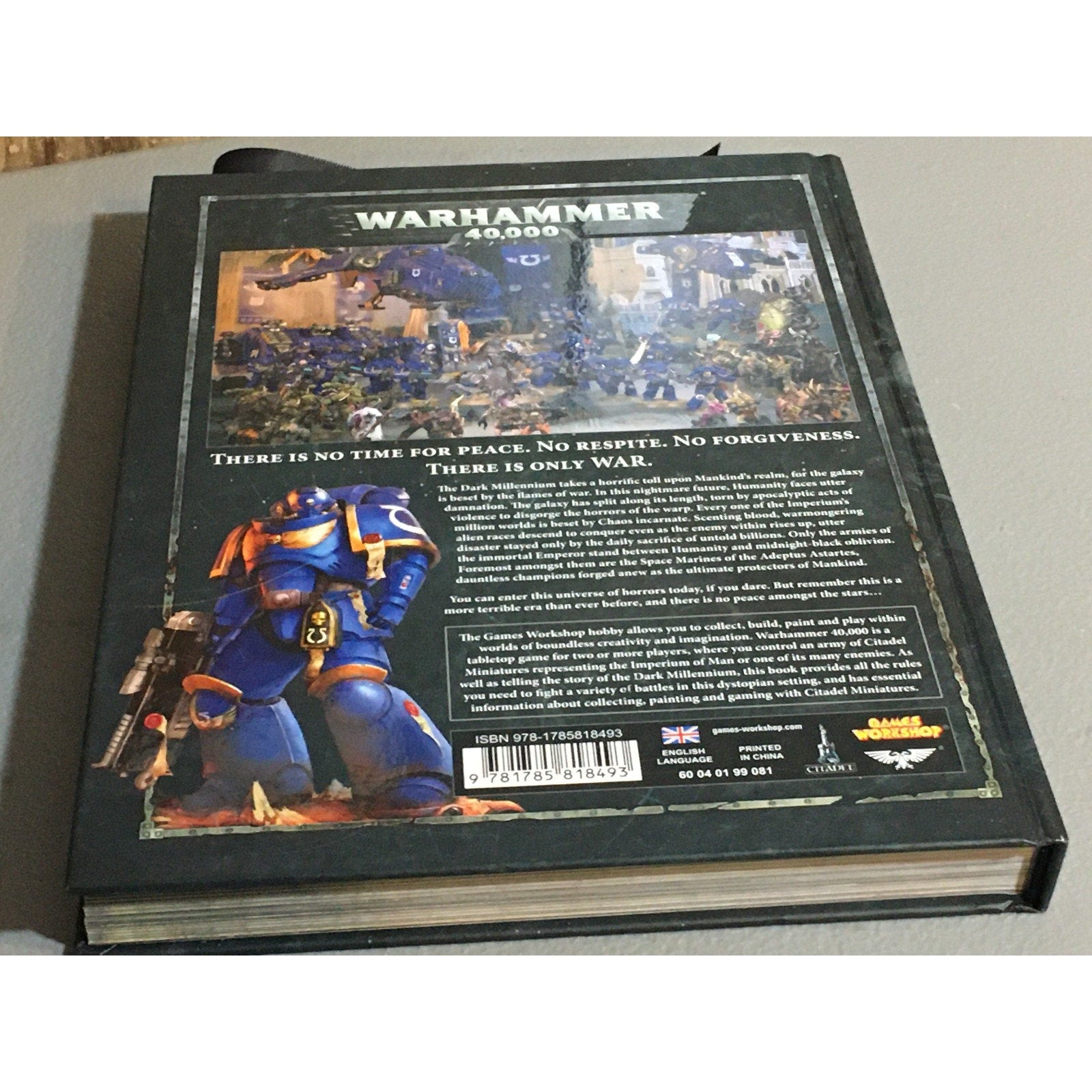 BOOK GAMES WORKSHOP WARHAMMER 40K GRIM DARKNESS RULEBOOK 8TH ED HB USED