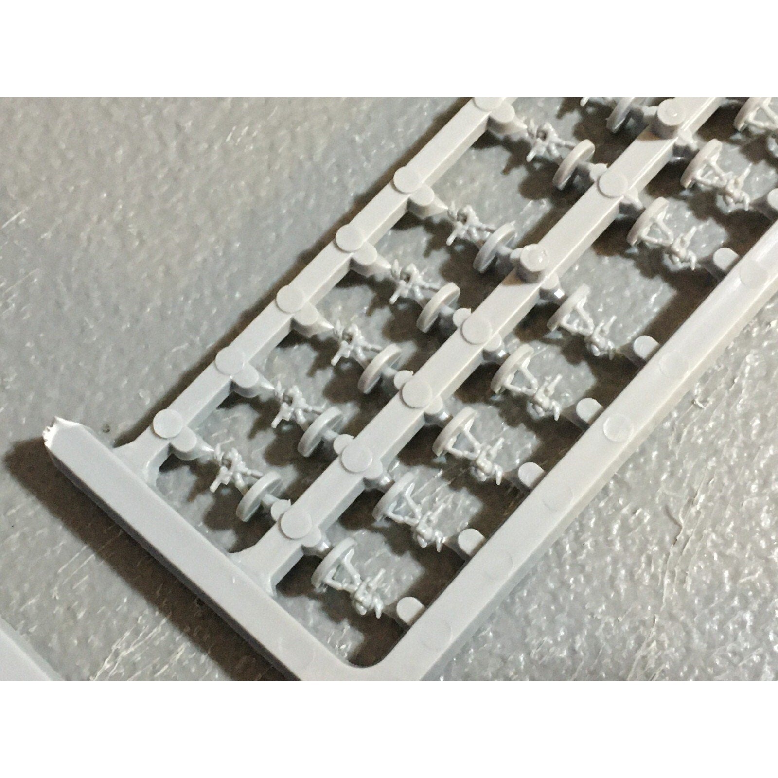A11308 EPIC WARHAMMER 40K ELDAR CRAFTWORLDS GUARDIANS & FALCONS SPRUE 2X GW