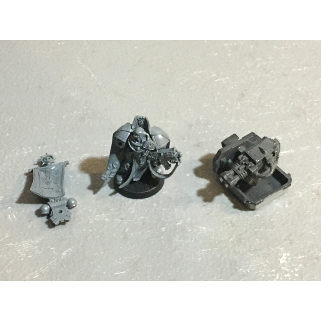 A20145 WARHAMMER 40K SPACE MARINES BLOOD ANGELS METAL BAAL SPONSON + CAPT NO HND