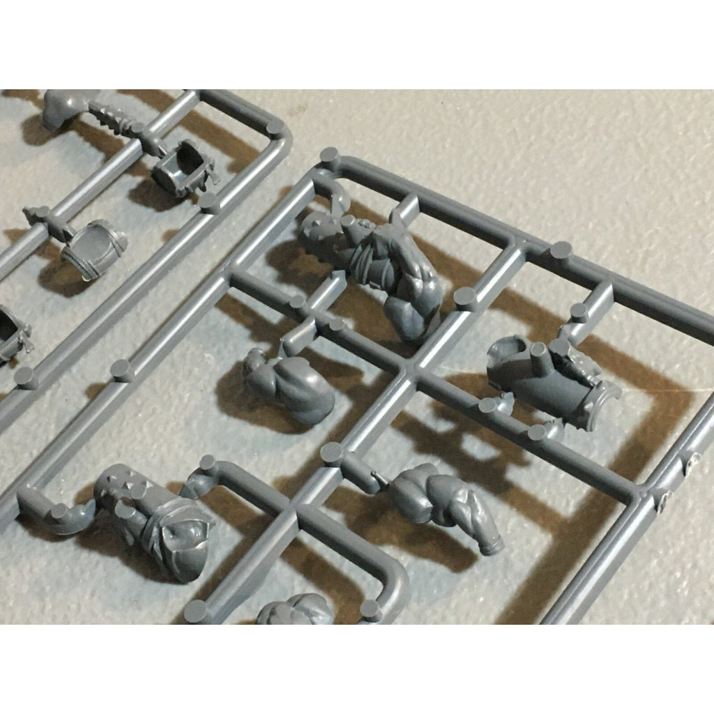 A23590 WARHAMMER AOS FANTASY OGRE KINGDOMS MAWTRIBES BITS ON SPRUE LOT MIXED GW