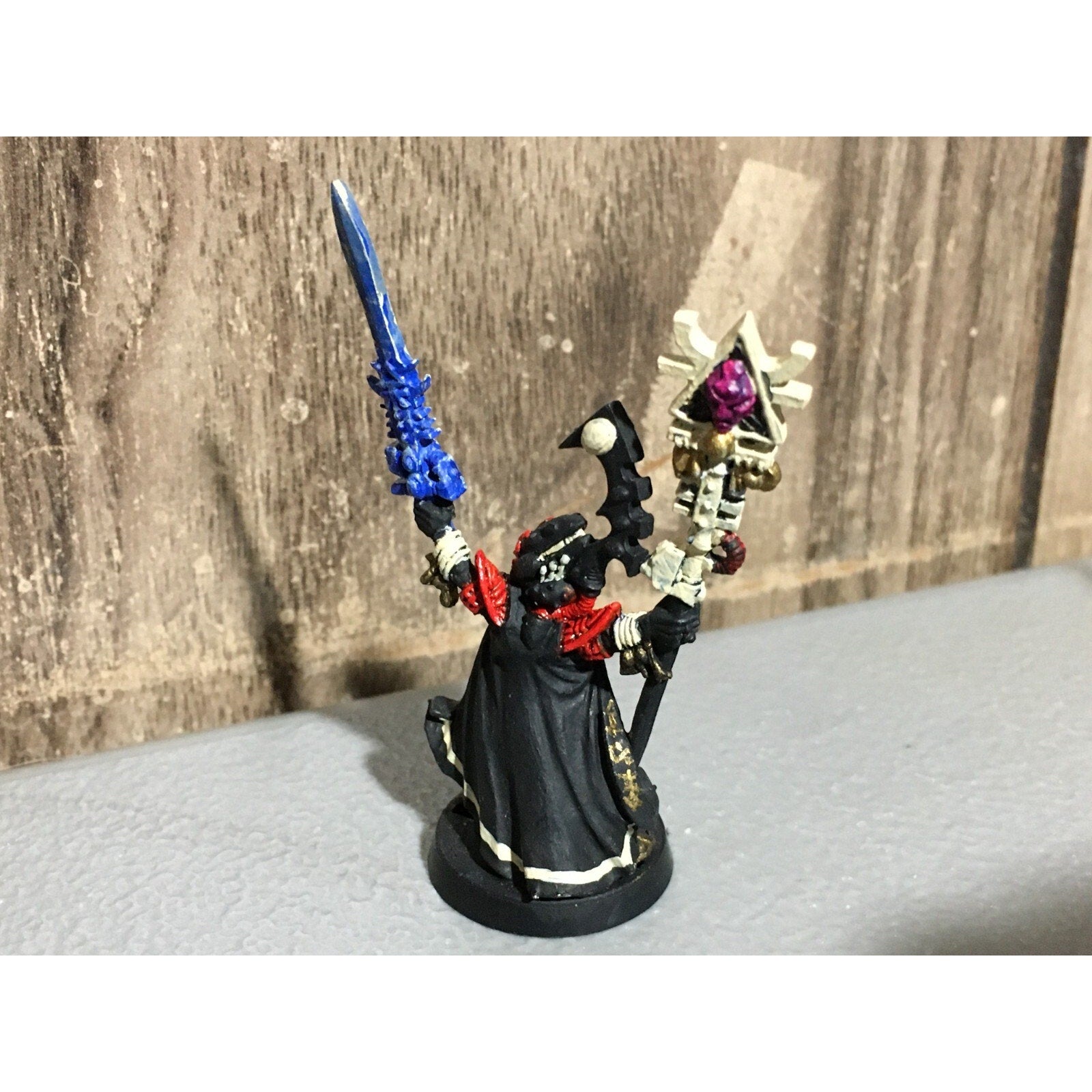 A19677 WARHAMMER 40K ELDAR CRAFTWORLDS METAL ELDRAD ULTHRAN FARSEER PAINTED