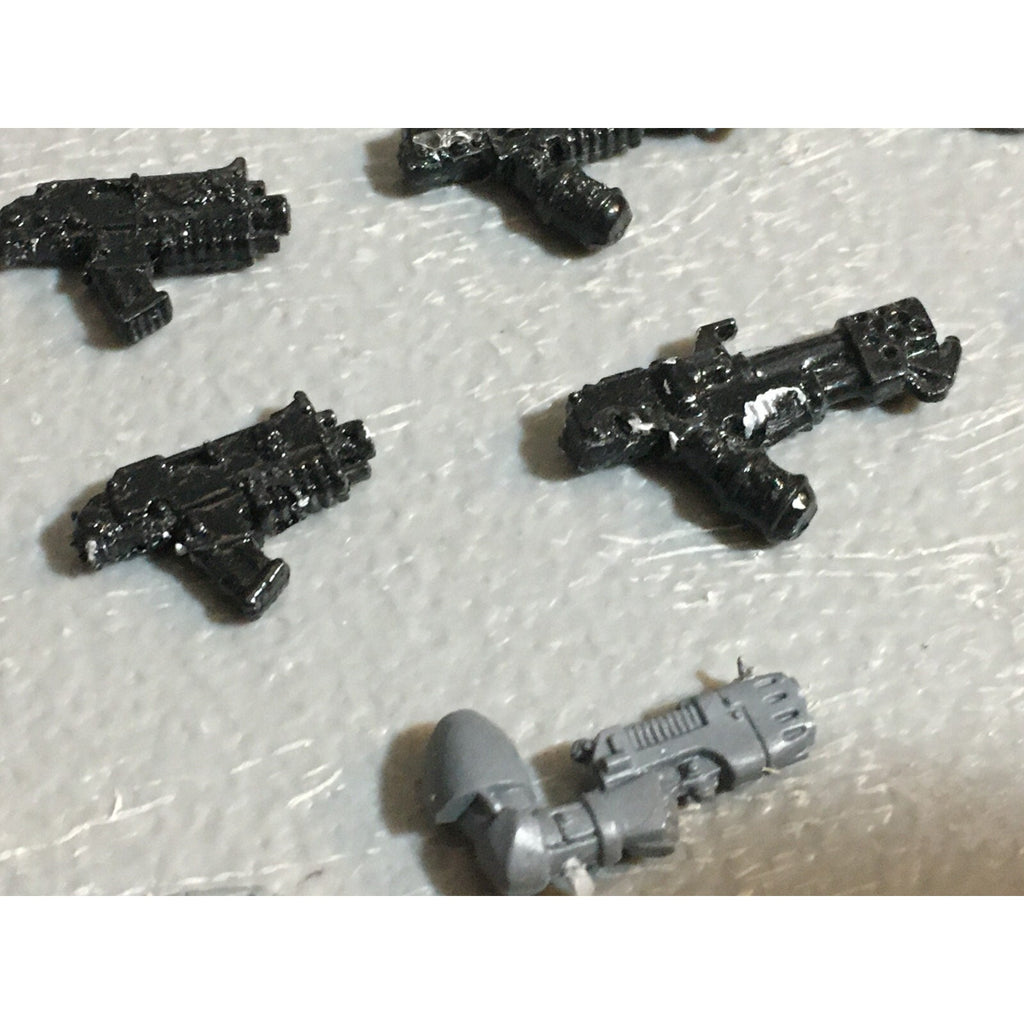 A22960 WARHAMMER 40K SPACE MARINES BITS LOT BOLTERS SPECIALS GAMES WORKSHOP GW