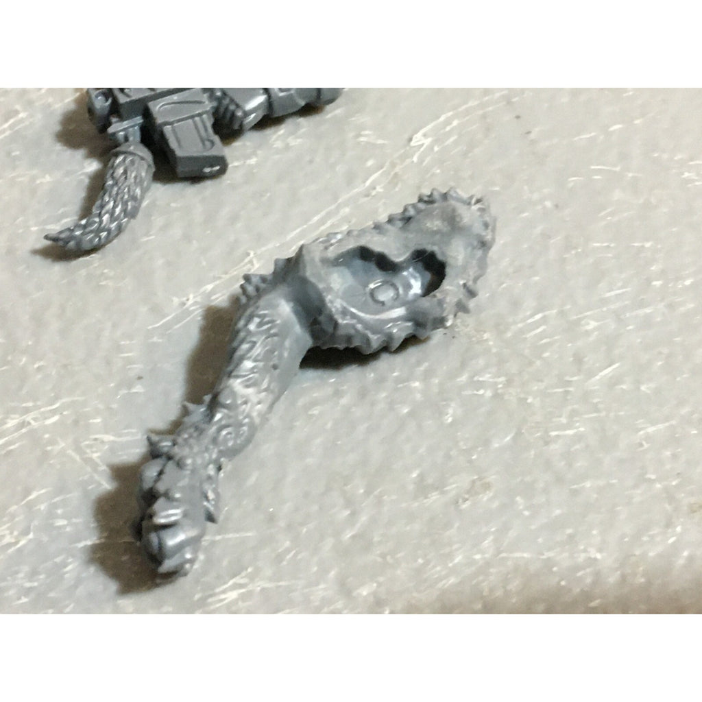 A23175 WARHAMMER 40K SPACE MARINES WOLVES BITS LOT MIXED GW GAMES WORKSHOP