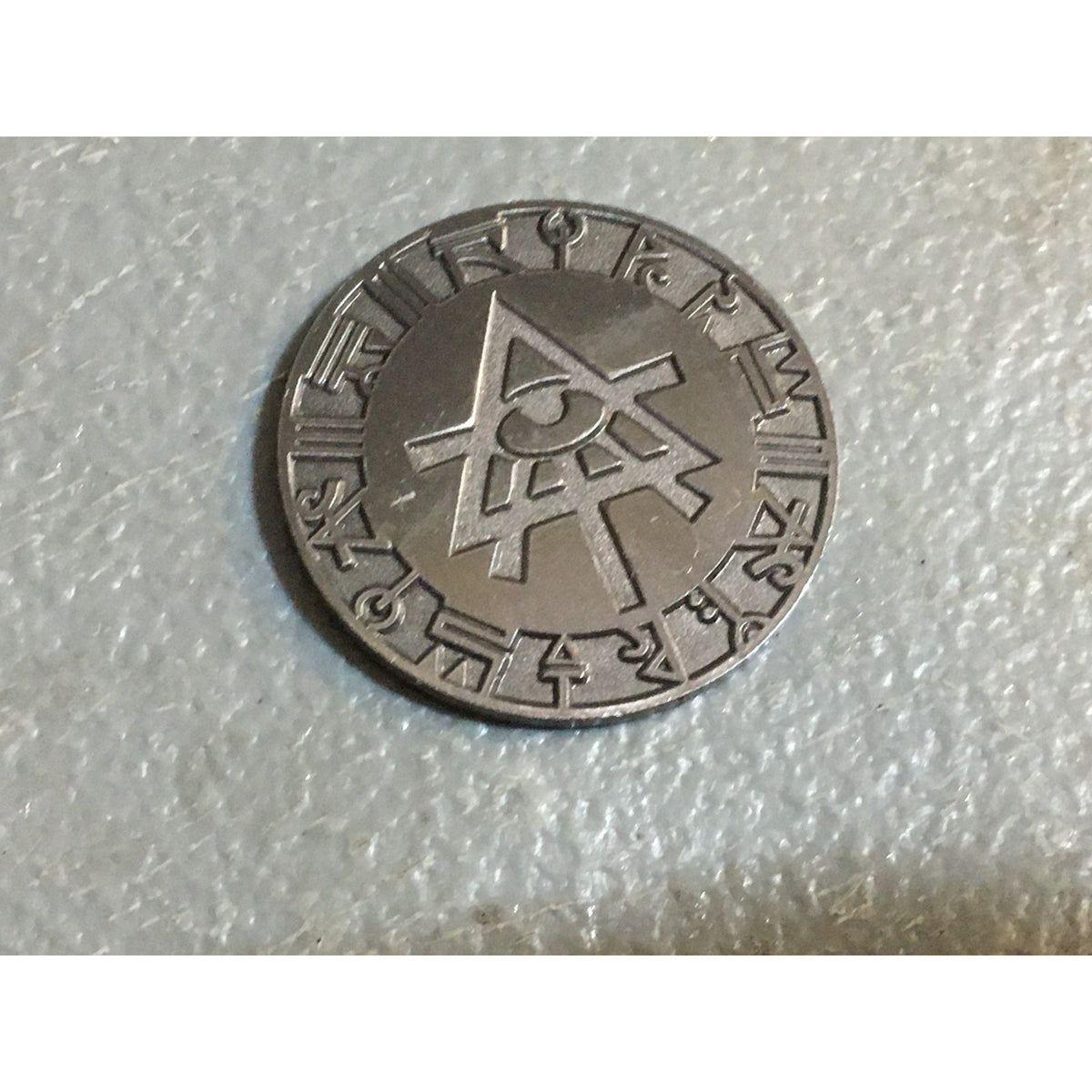 A32159 WARHAMMER 40K COMMEMORATIVE COLLECTABLE COIN CRAFTWORLD AELDARI ...