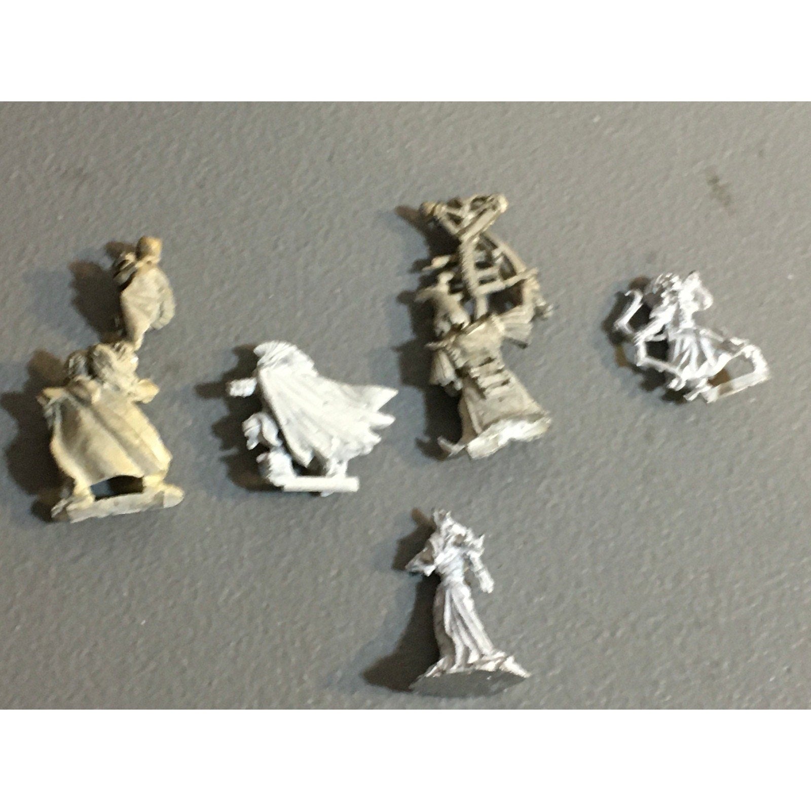 A34037 UNKNOWN METAL MINIATURES FANTASY MIXED LOT ELF WARRIOR STANDARD