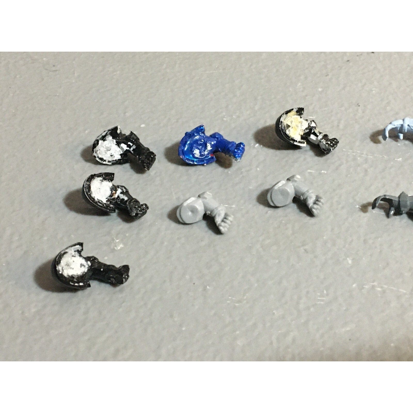 A22986 WARHAMMER 40K SPACE MARINES BITS LOT ARMS GW GAMES WORKSHOP
