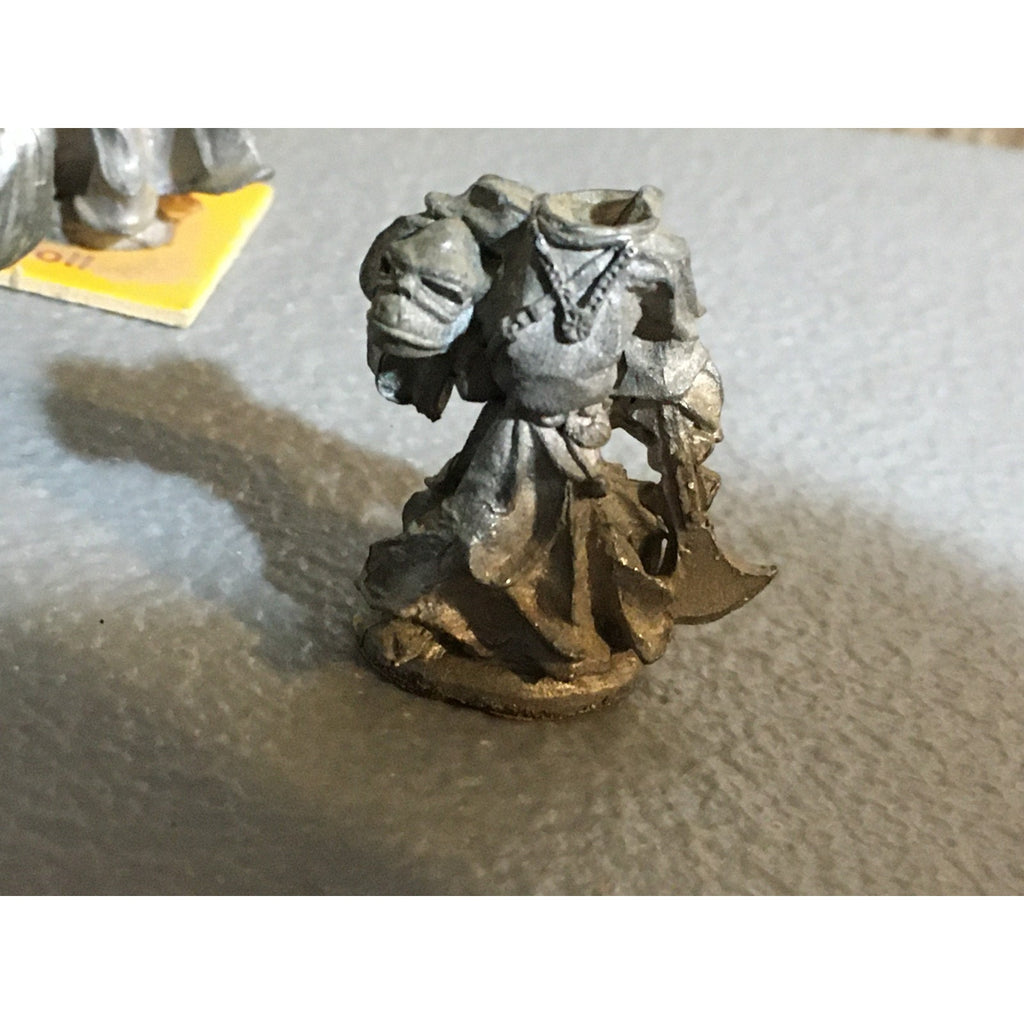 A32528 UNKNOWN METAL MINIATURES ROBED WRIATH GHOST MONK