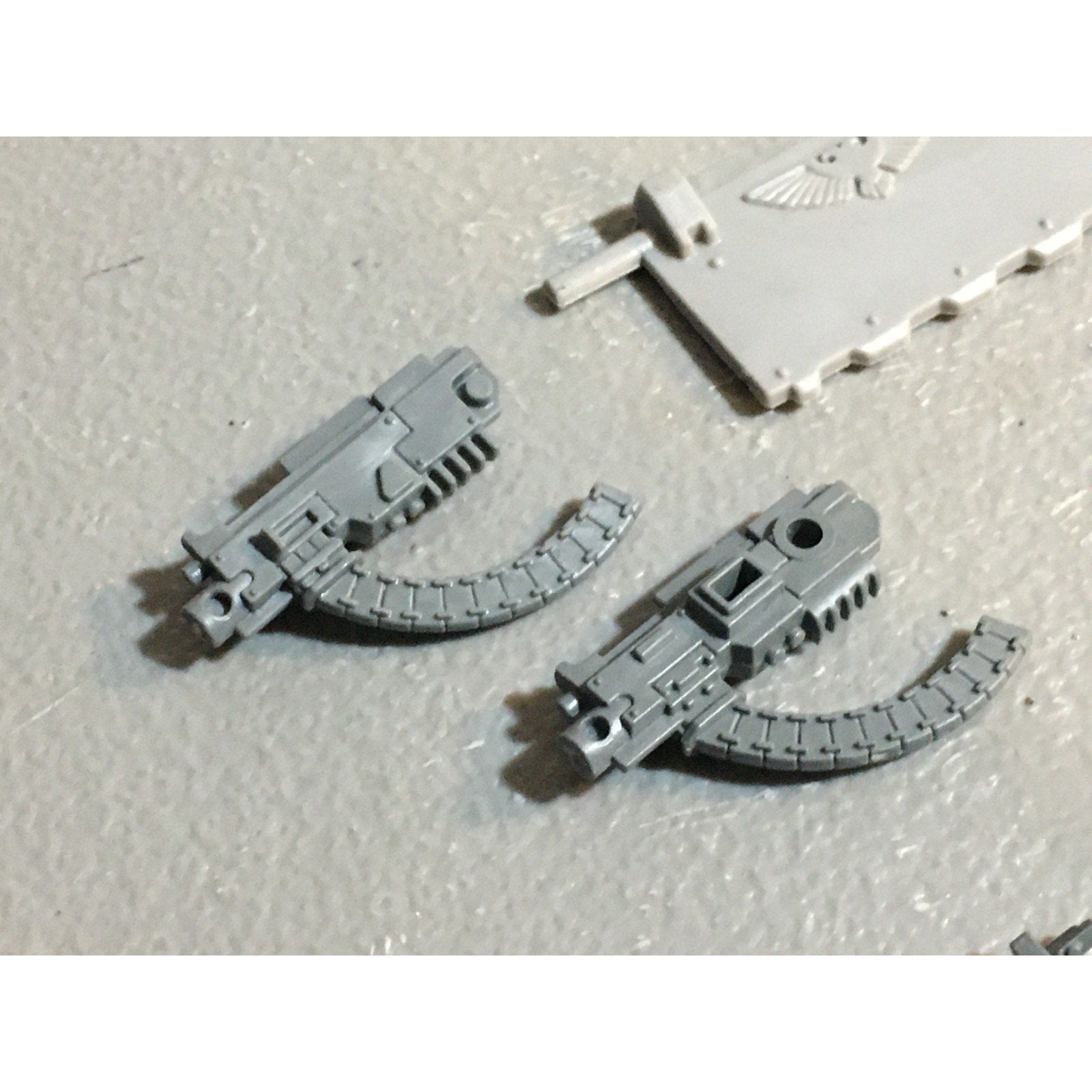 A24519 WARHAMMER 40K SPACE MARINES BITS LOT TANK RHINO RAZORBACK LAND RAIDER