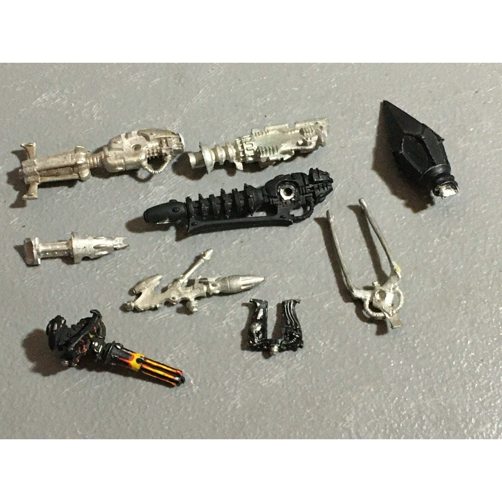 A22393 WARHAMMER 40K ELDAR CRAFTWORLDS METAL BITS LOT WEAPONS GAMES WORKSHOP GW