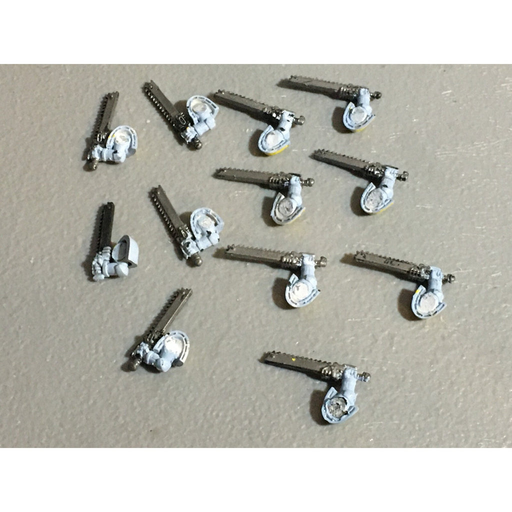 A22985 WARHAMMER 40K SPACE MARINES BITS LOT CHAINSWORD ARMS GW GAMES WORKSHOP