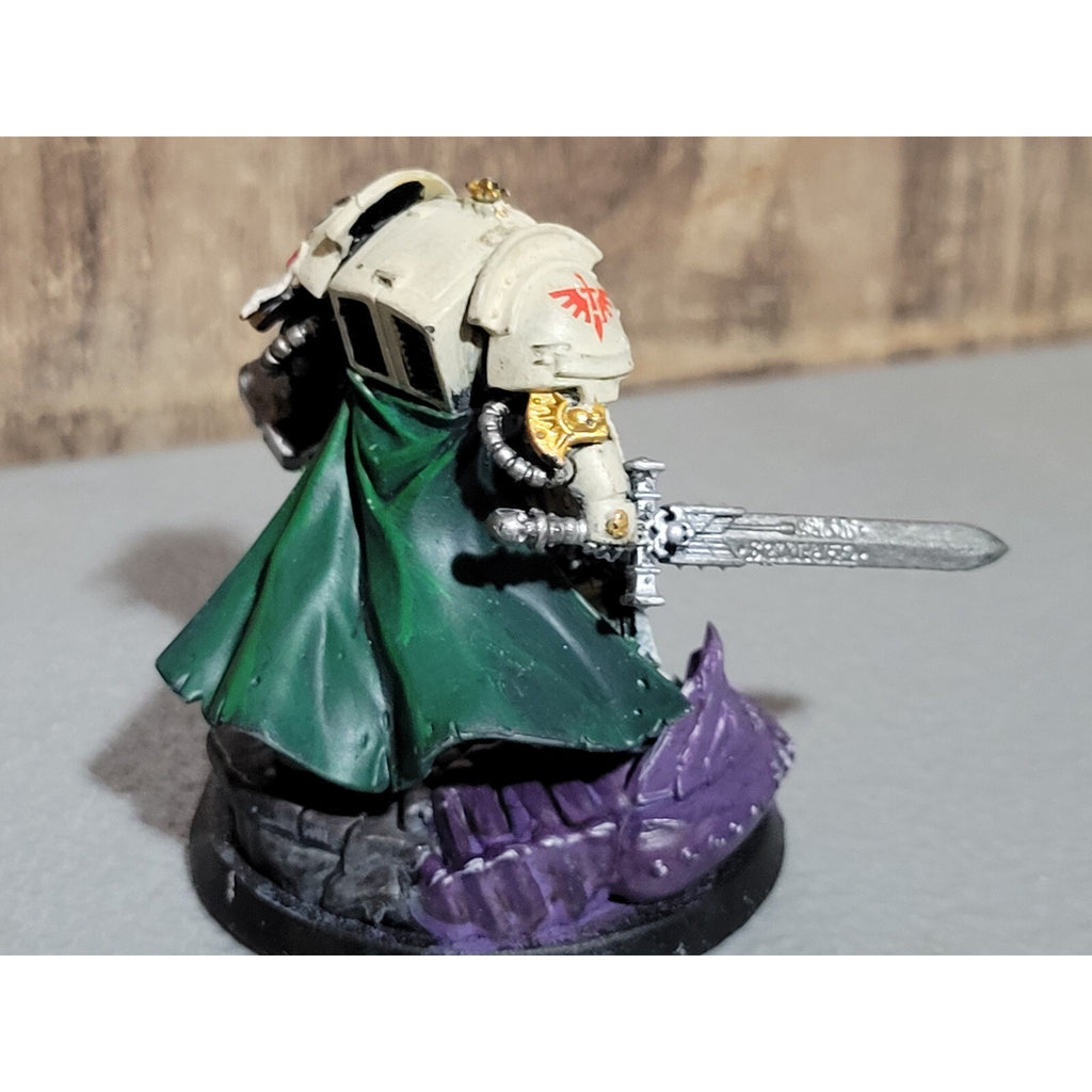 A18345 WARHAMMER 40K SPACE MARINES TERMINATOR CAPTAIN MAG BASE