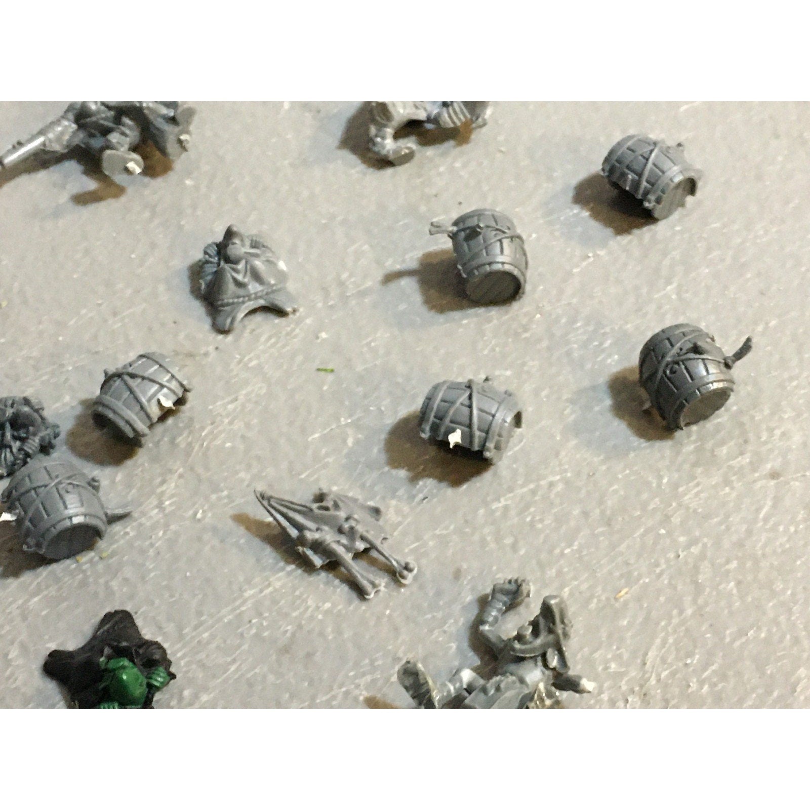 A29647 WARHAMMER FANTASY OLD WORLD OGRE KINGDOMS INCOMPLETE GNOBLARS LOT GW