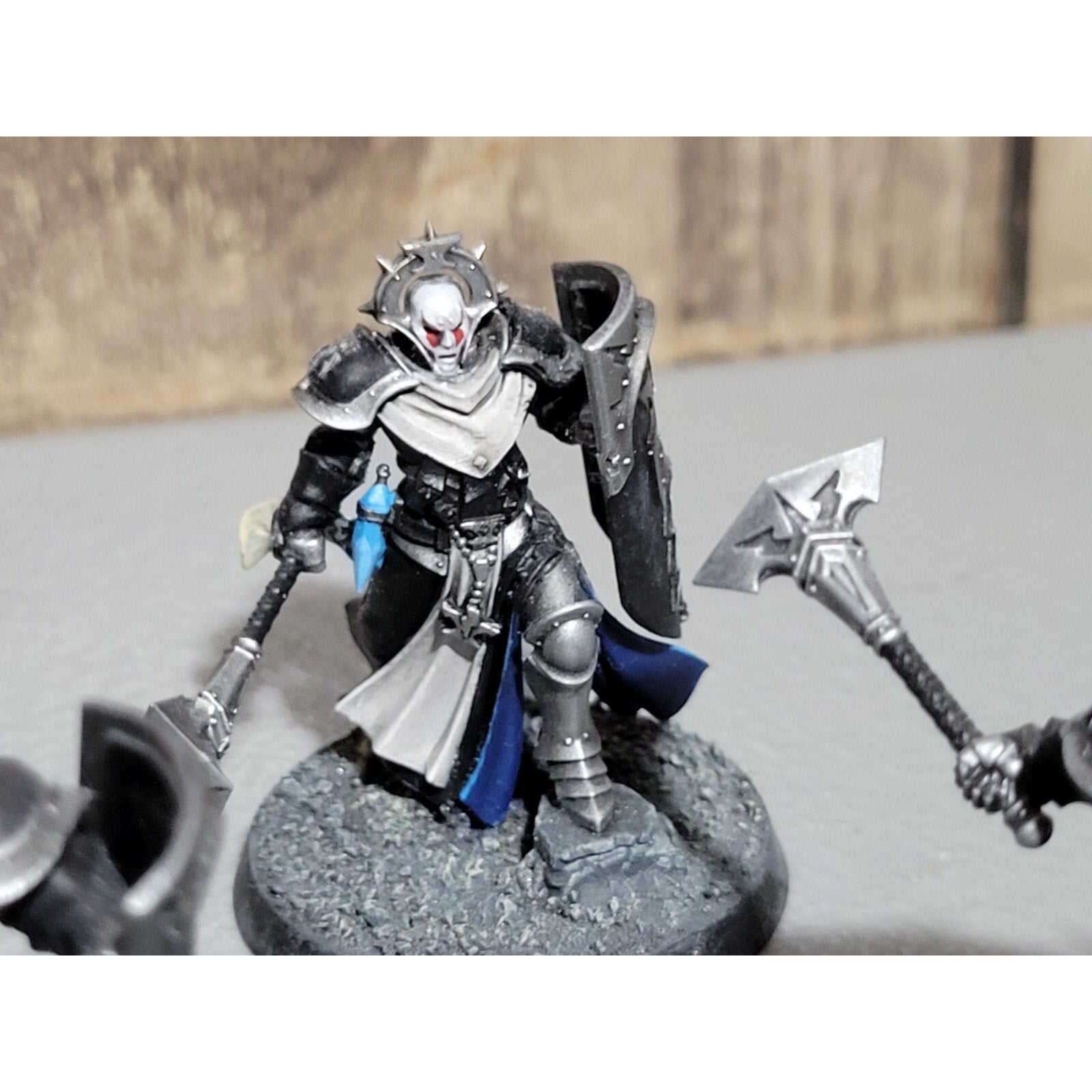 A19305 WARHAMMER AOS SIGMAR STORMCAST ETERNALS SEQUITORS 5 PK PAINTED BASED
